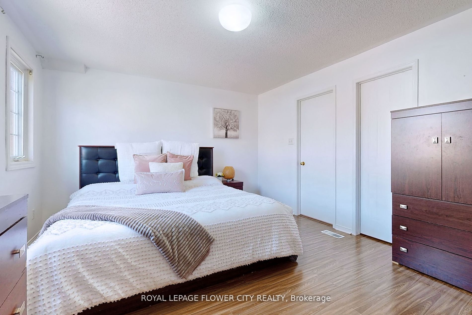 5950 Glen Erin Dr, #23
