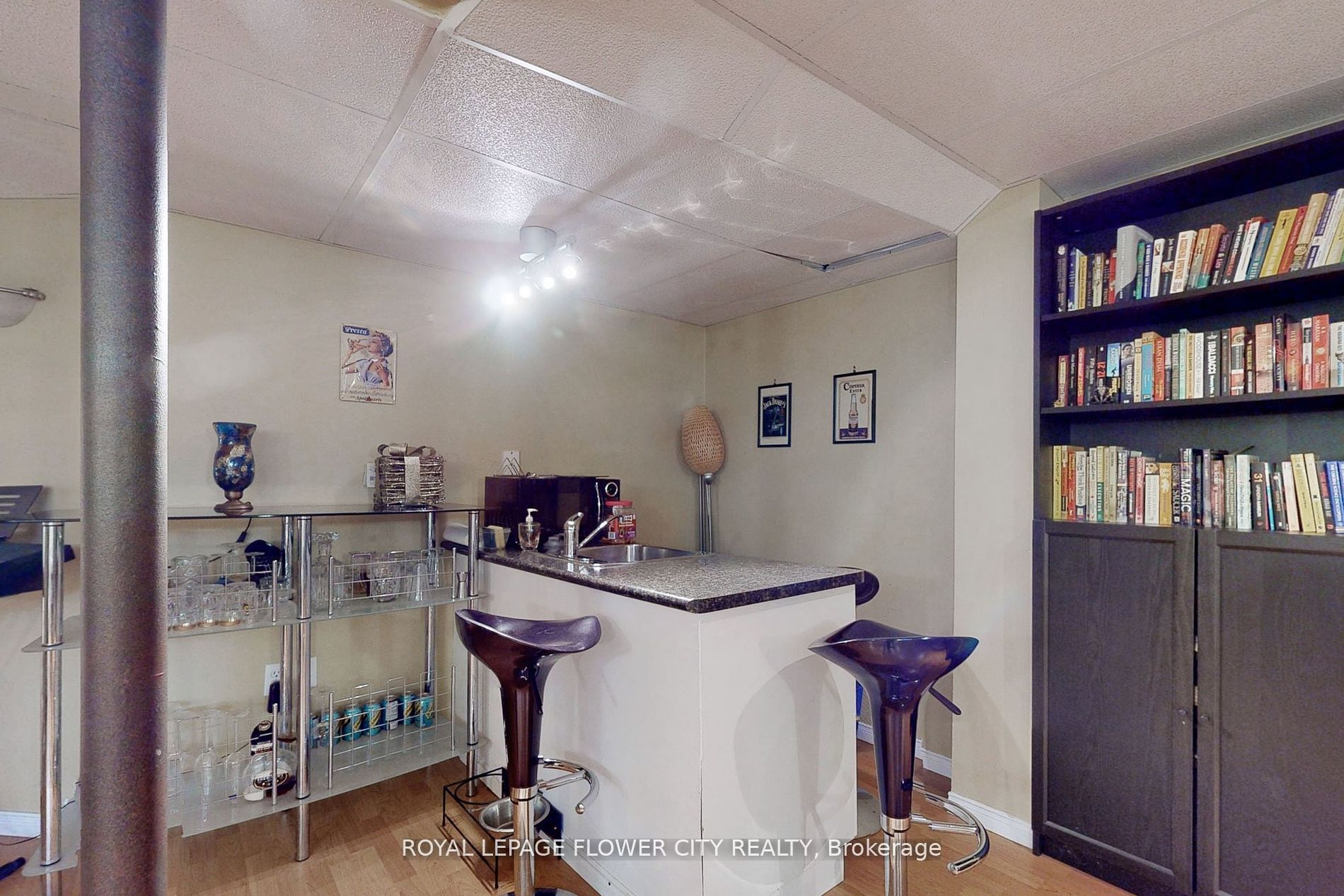 5950 Glen Erin Dr, #23