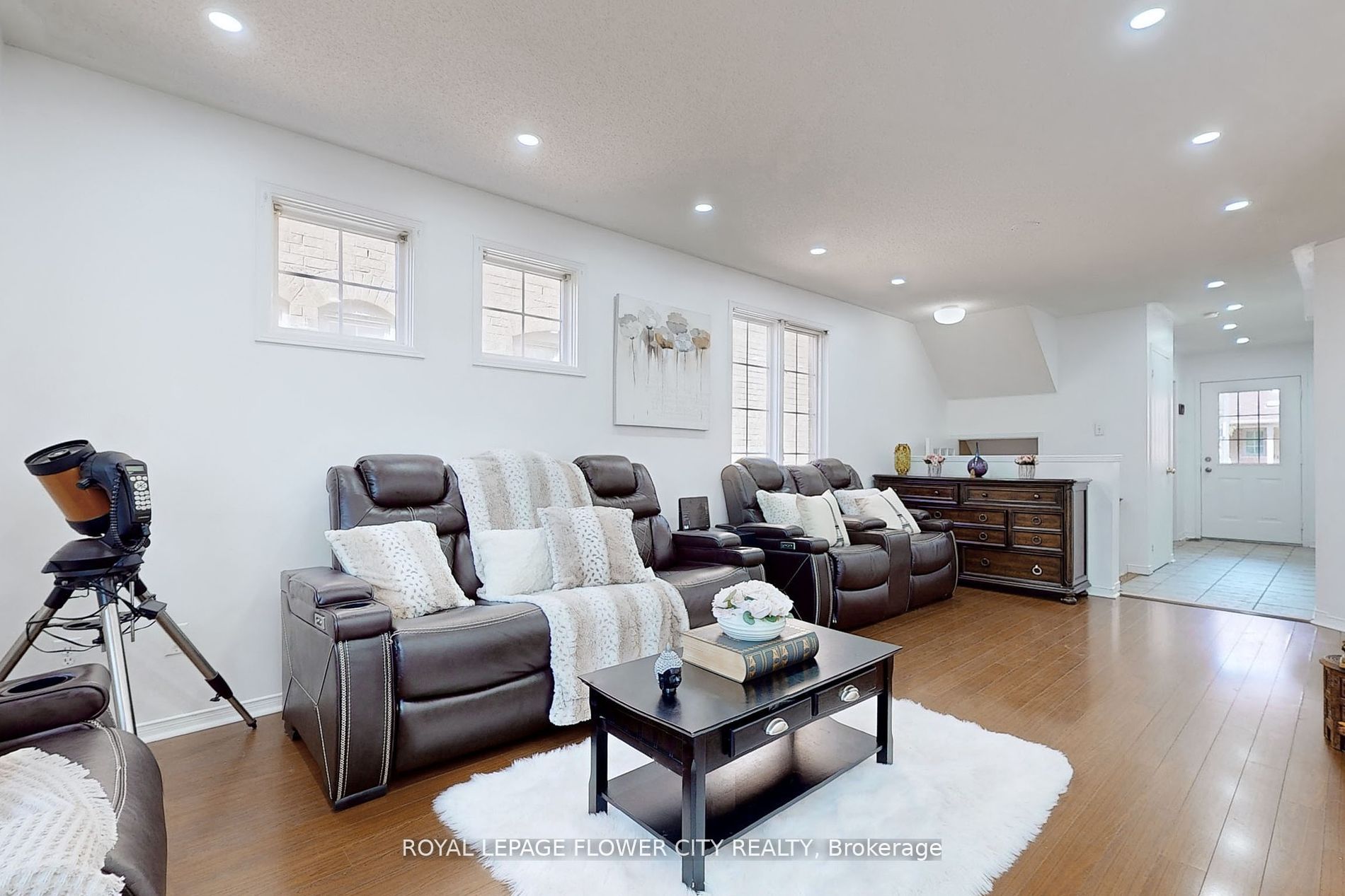 5950 Glen Erin Dr, #23