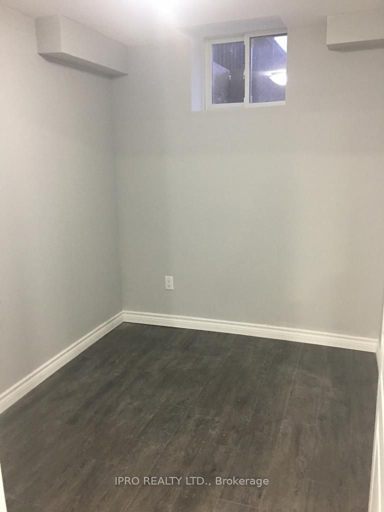 4694 Centretown Way
