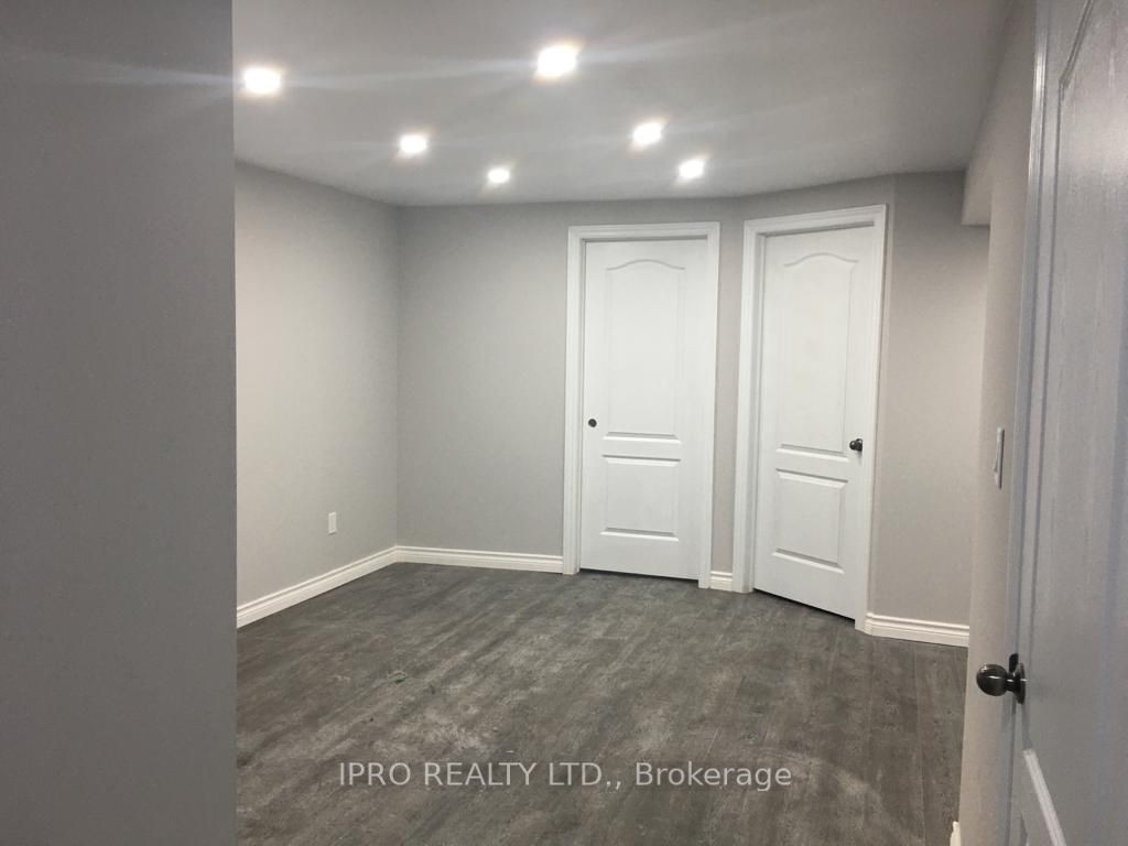 4694 Centretown Way