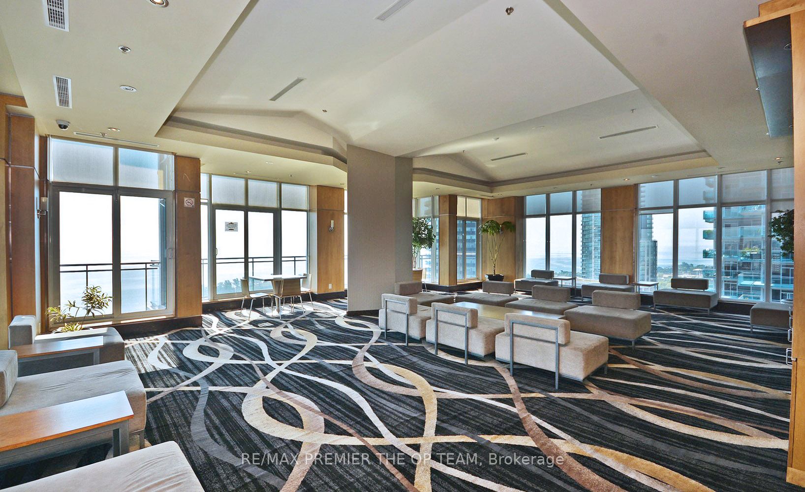 2121 Lakeshore Blvd W, #1003
