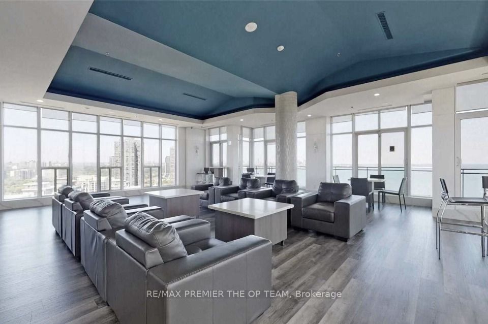 2121 Lakeshore Blvd W, #1003