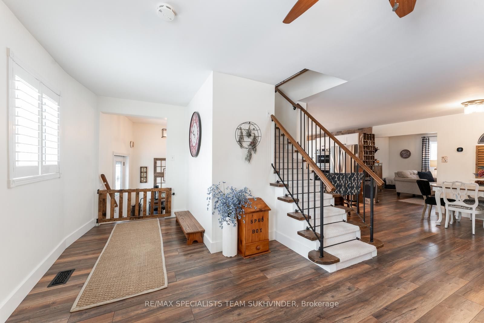 5992 Olde Base Line Road