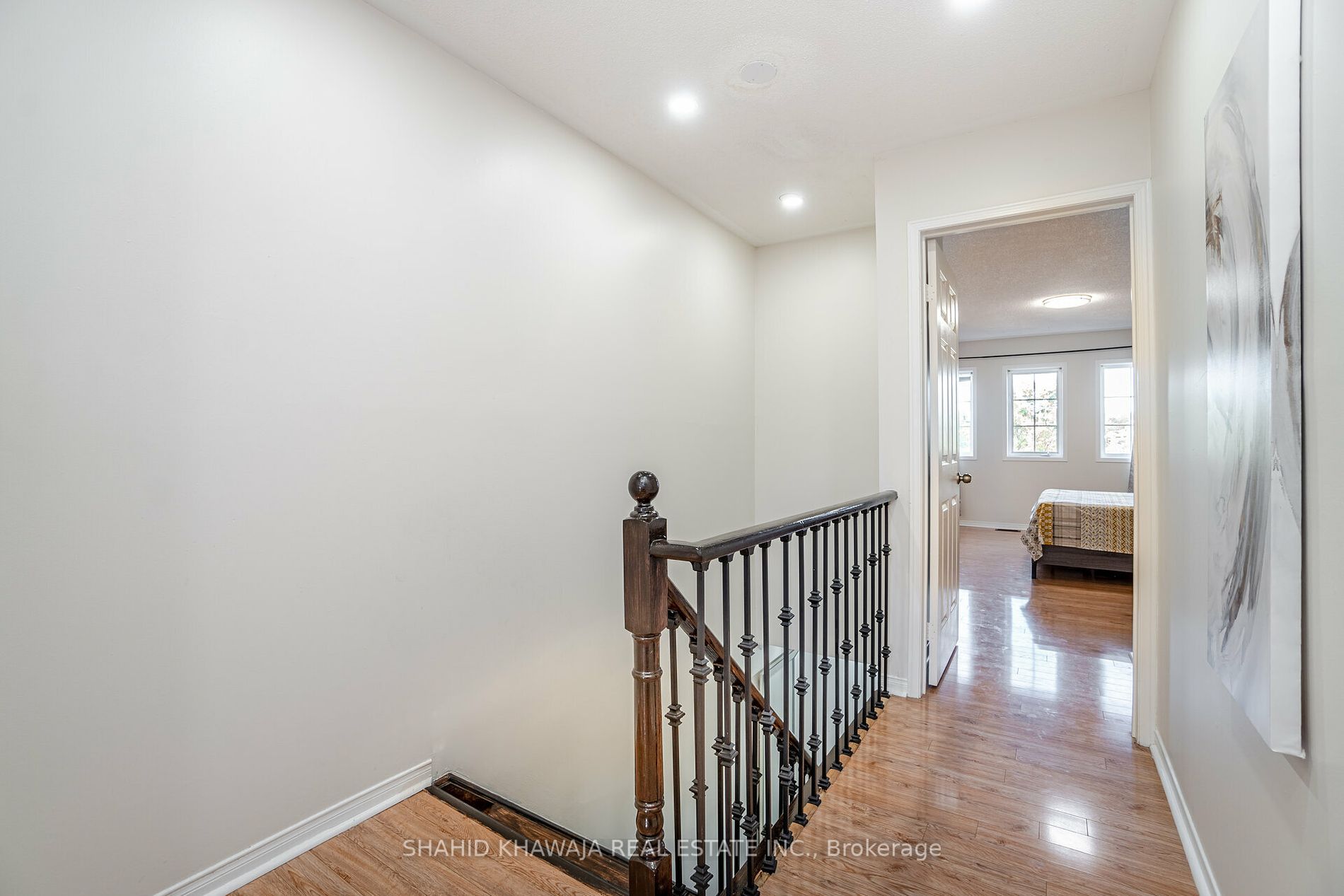 786 Stonebridge Ave
