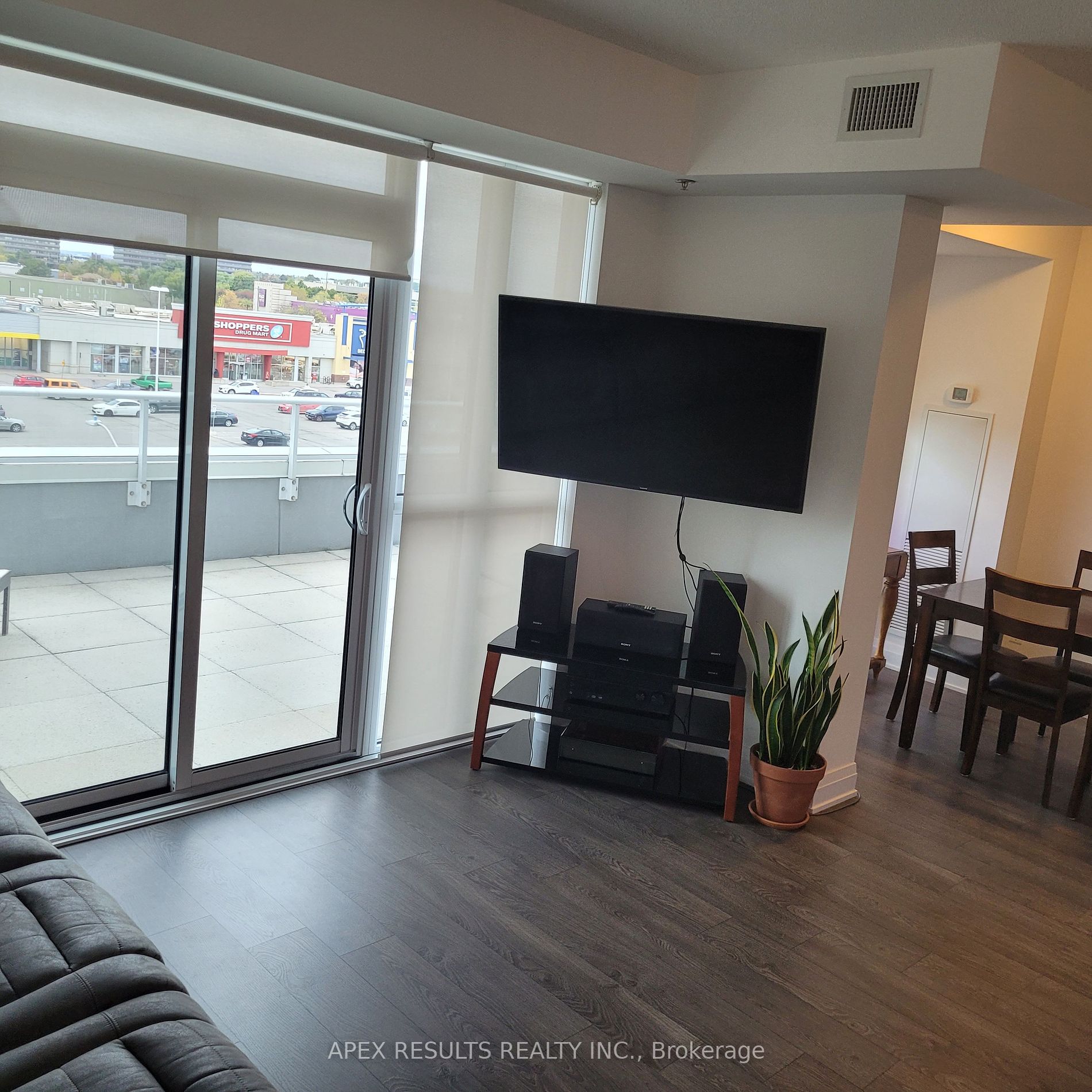 55 Speers Rd, #411