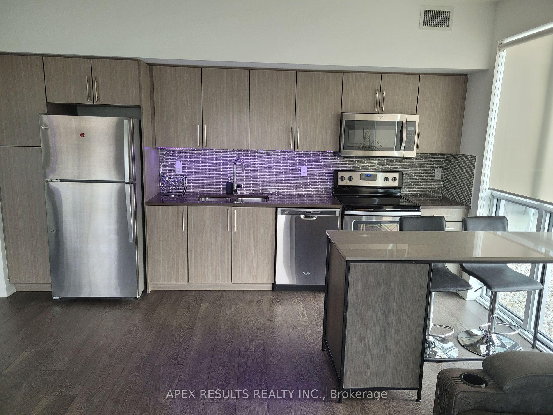 55 Speers Rd, #411