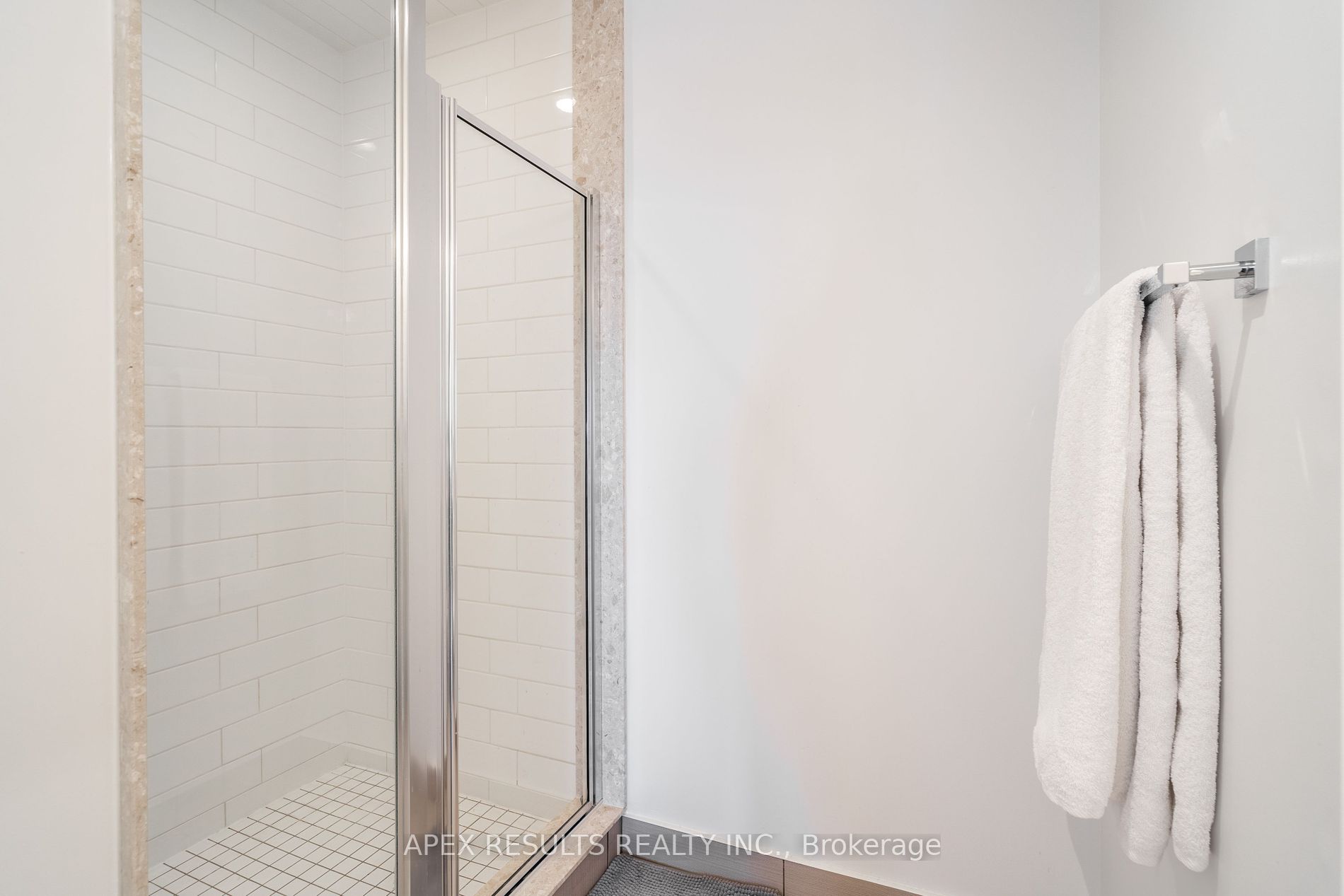 55 Speers Rd, #411