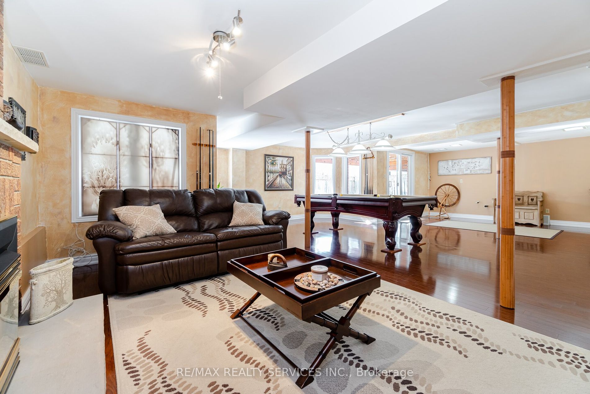 10 Hacienda Court
