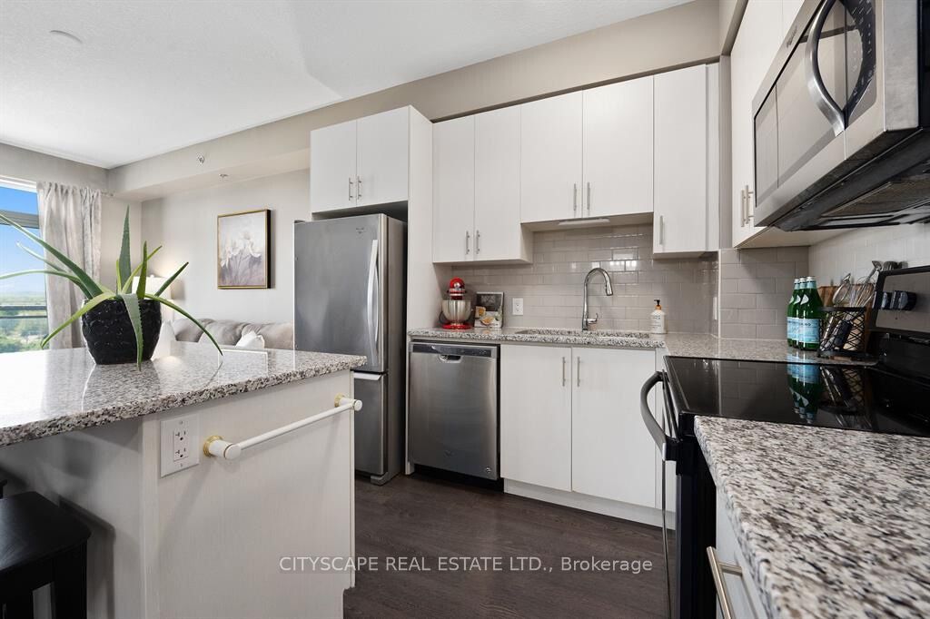 2490 Old Bronte Rd, #721