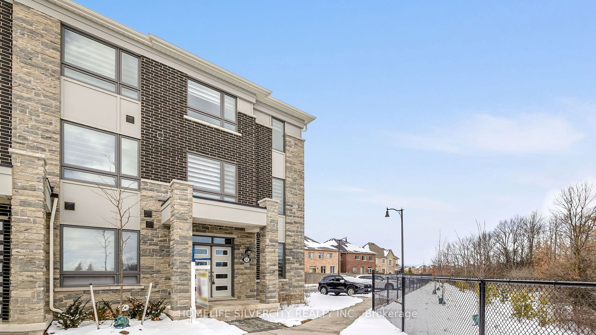 55 Summer Wind Lane