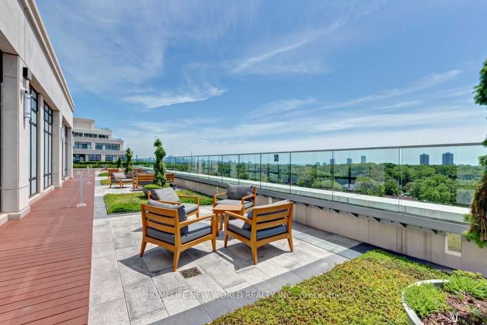 2 Old Mill Dr, #322