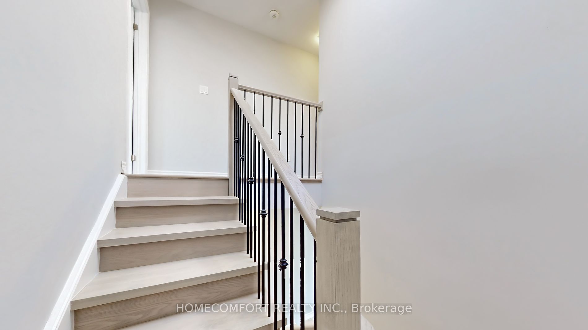 15 Justice Gdns