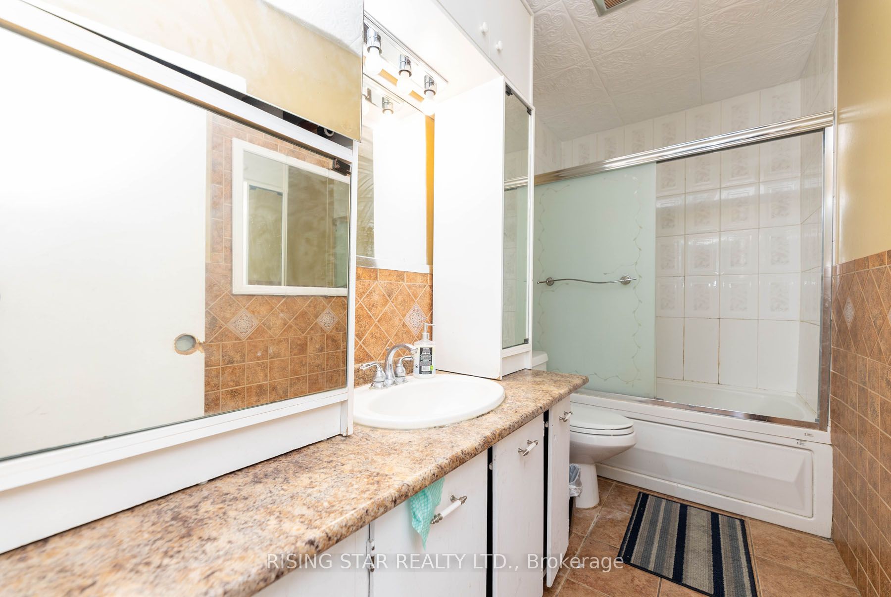 5 Tinton Cres