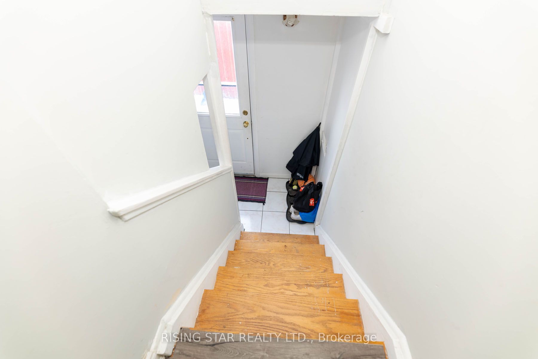 5 Tinton Cres