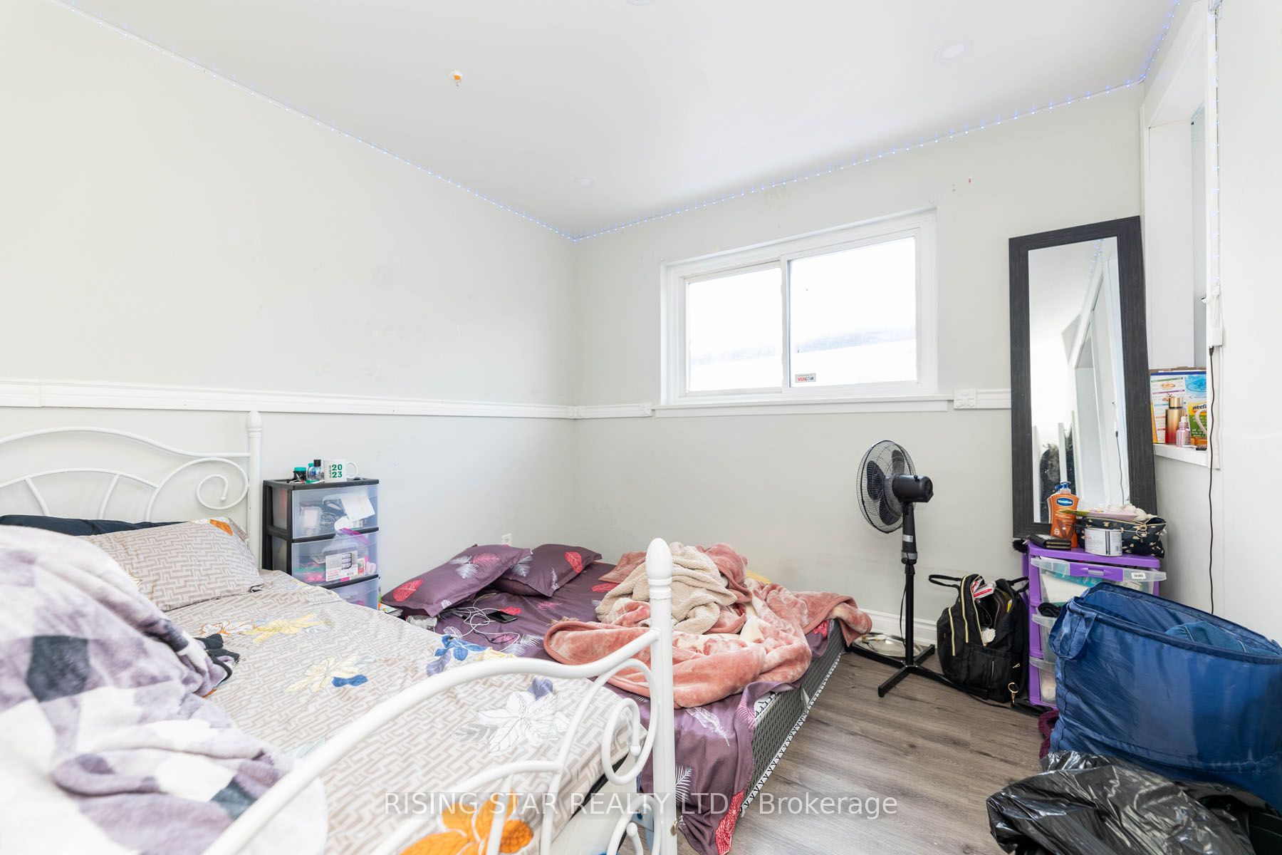 5 Tinton Cres