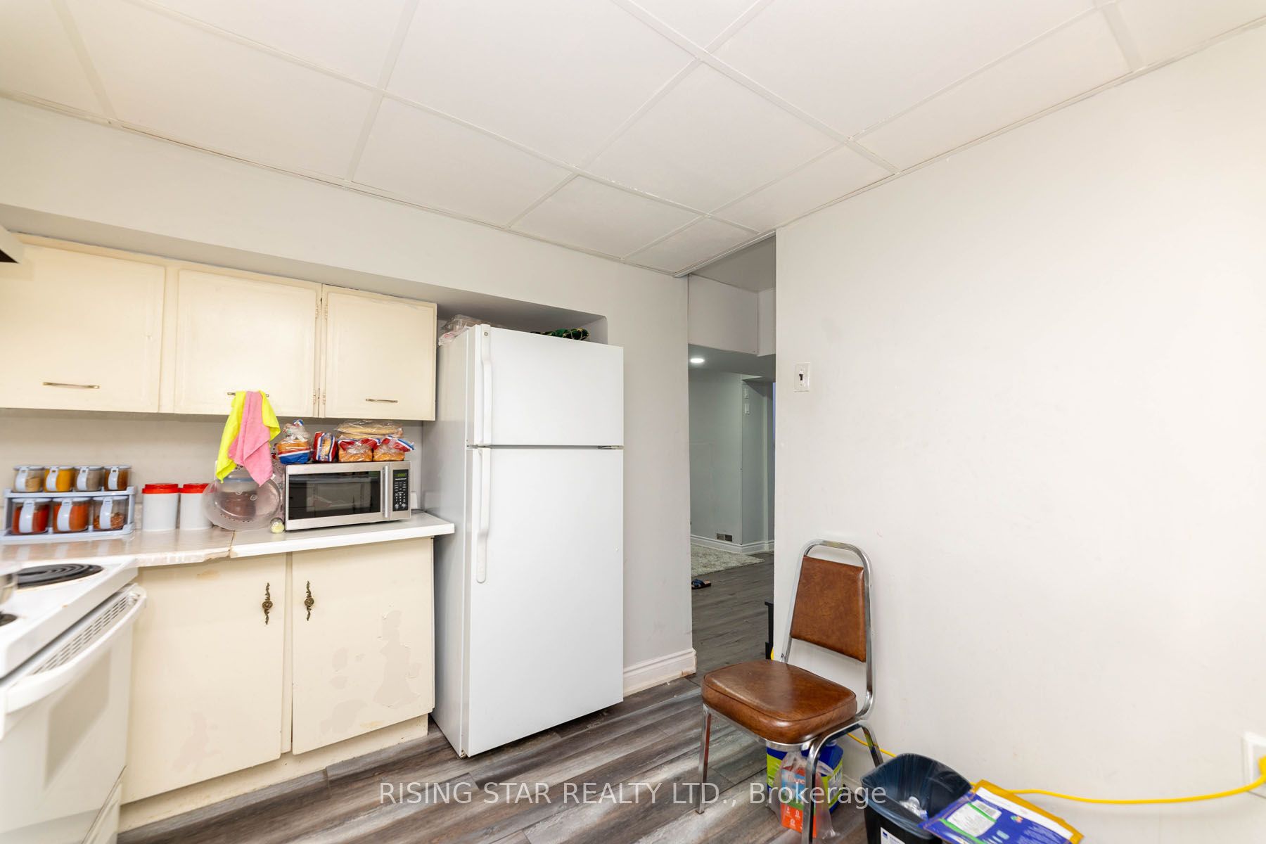 5 Tinton Cres