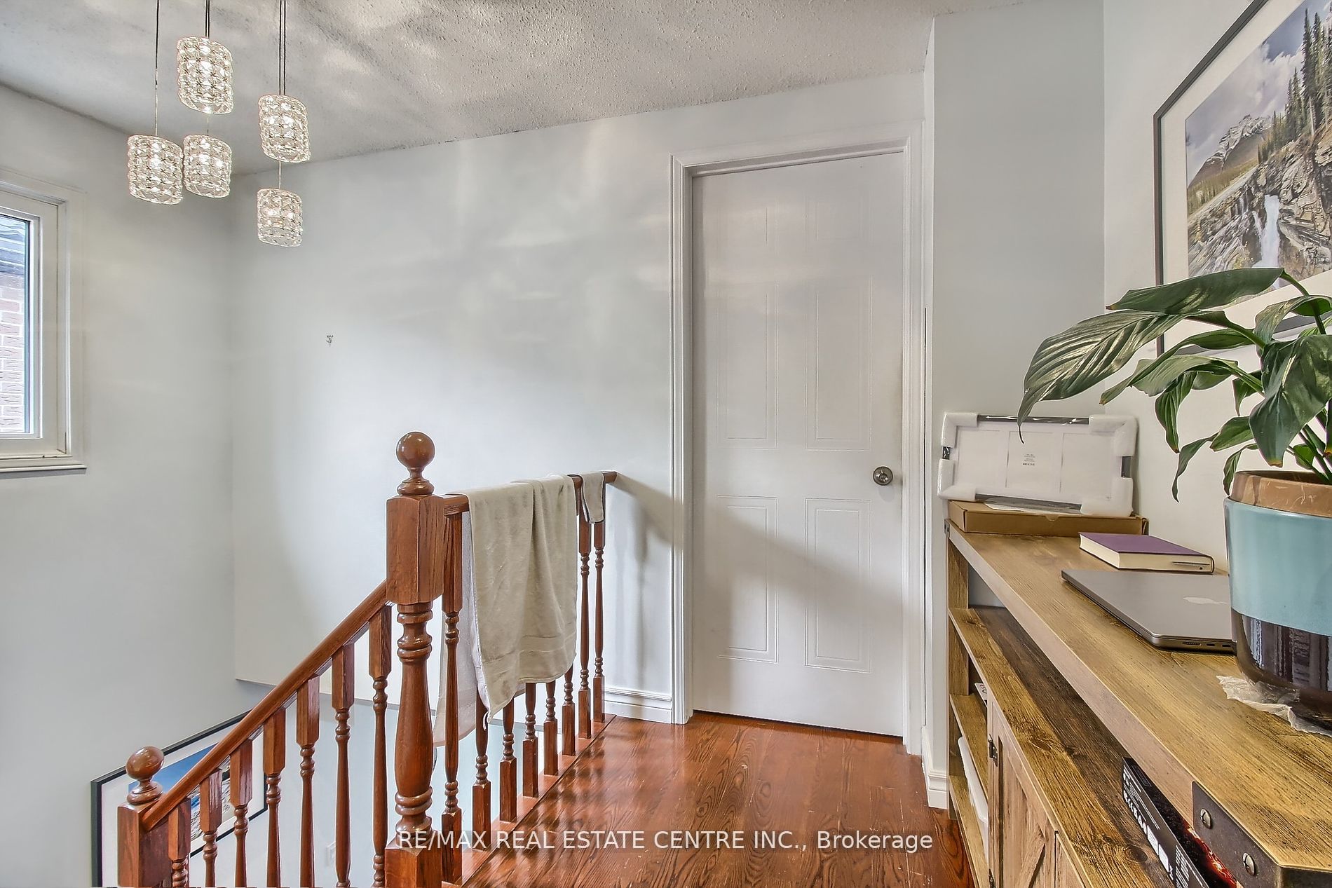 4484 Jenkins Crescent