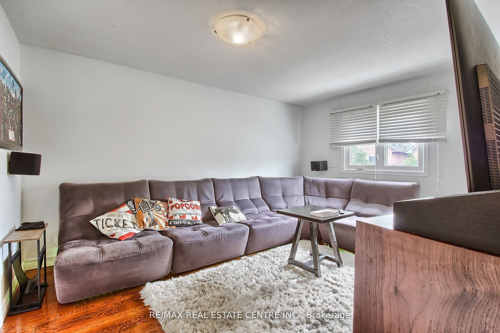 4484 Jenkins Crescent