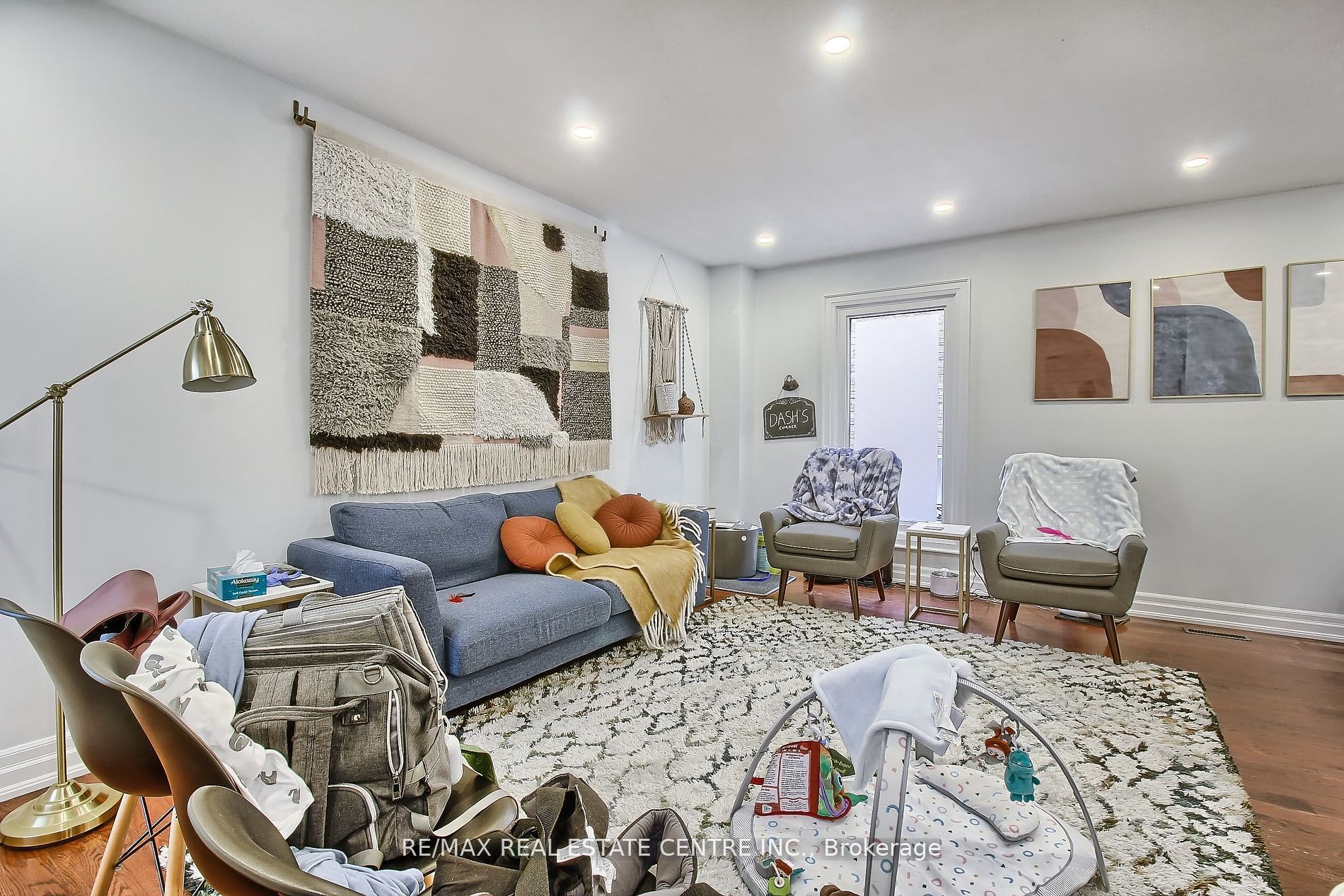 4484 Jenkins Crescent