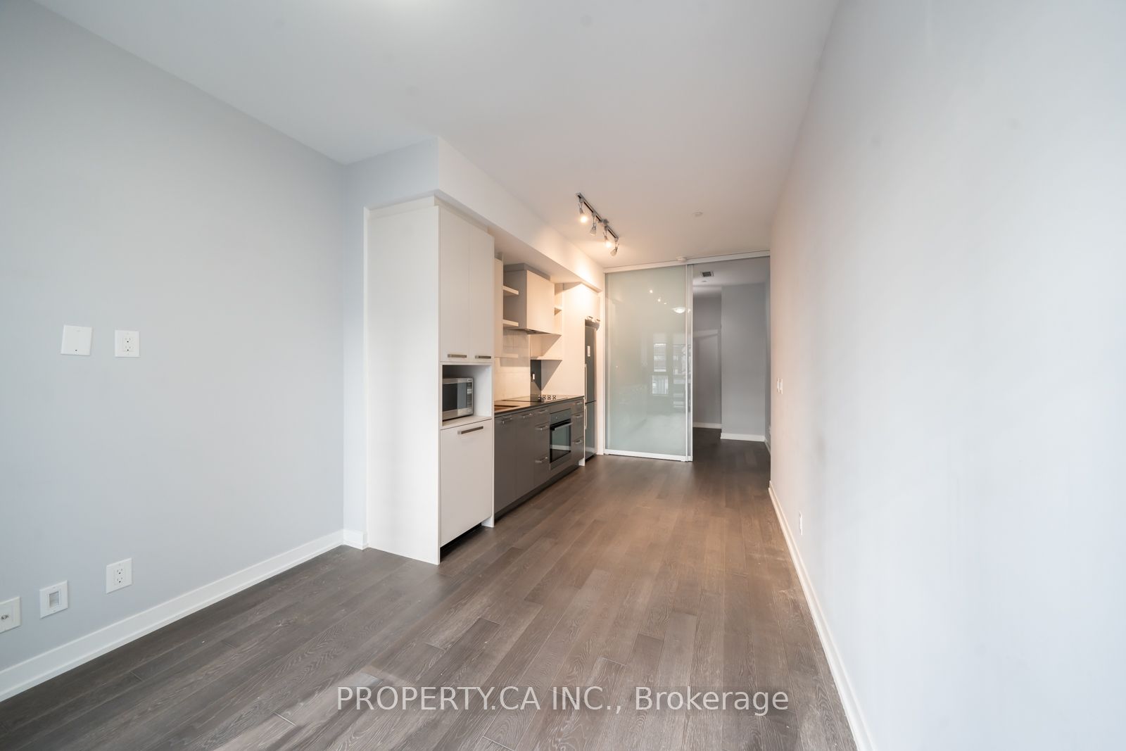 1830 Bloor Street W #335