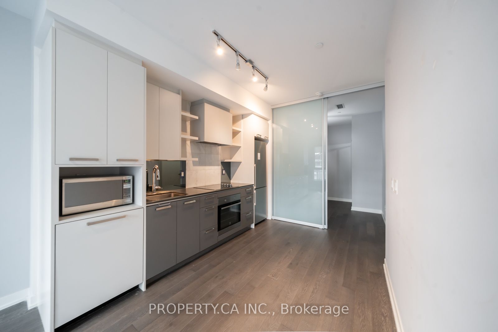 1830 Bloor Street W #335