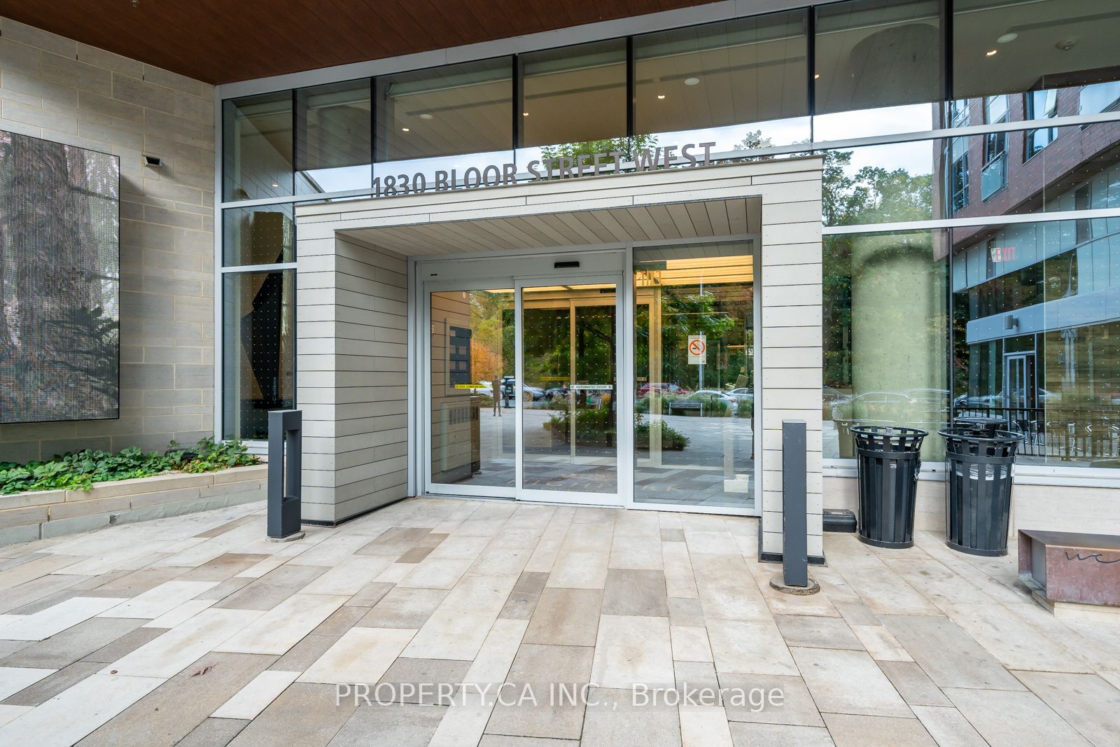 1830 Bloor Street W #335