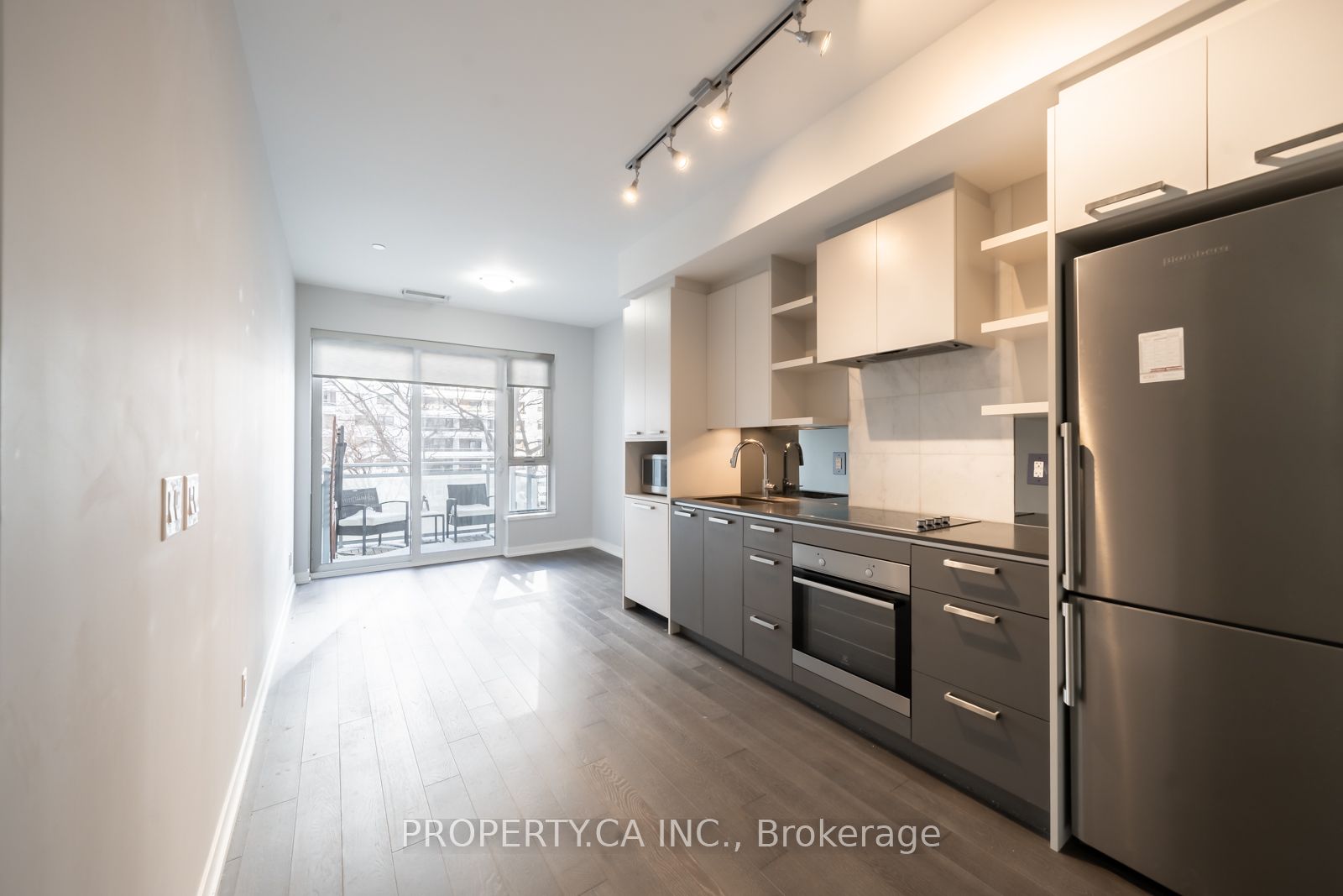 1830 Bloor Street W #335