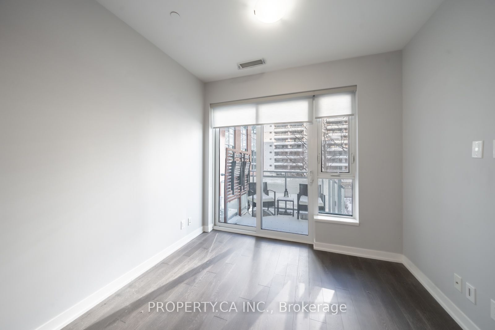 1830 Bloor Street W #335