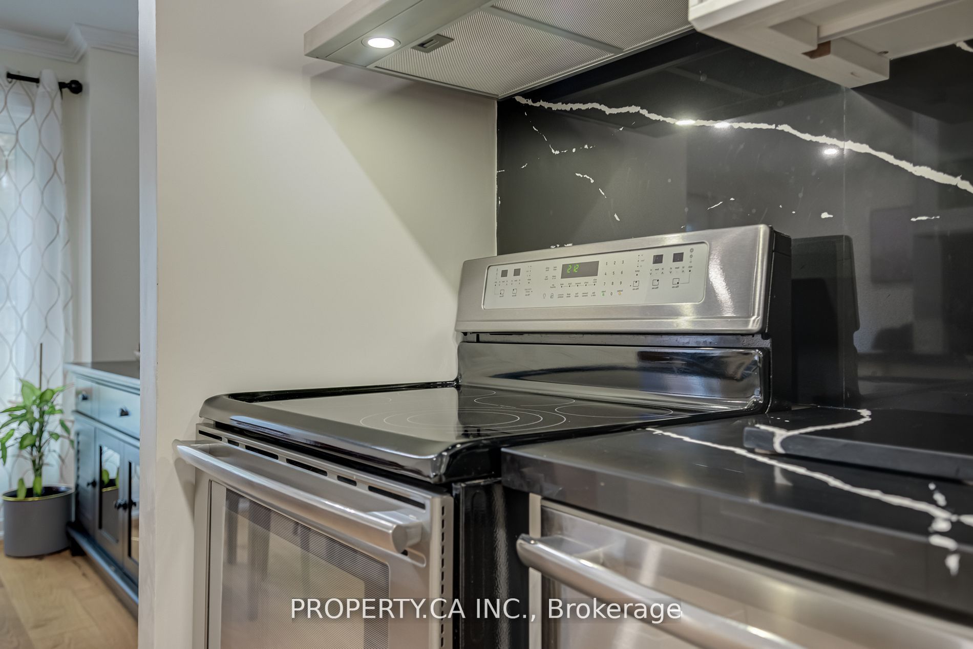 1232 Guelph Line, #12