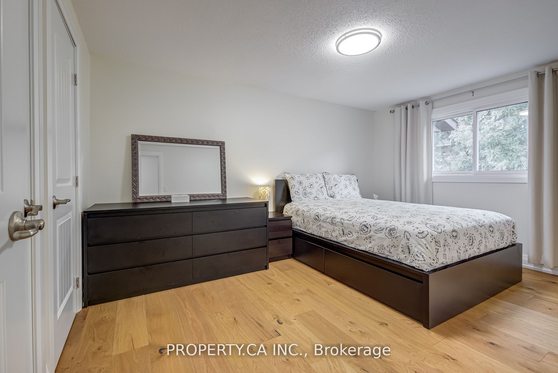 1232 Guelph Line, #12