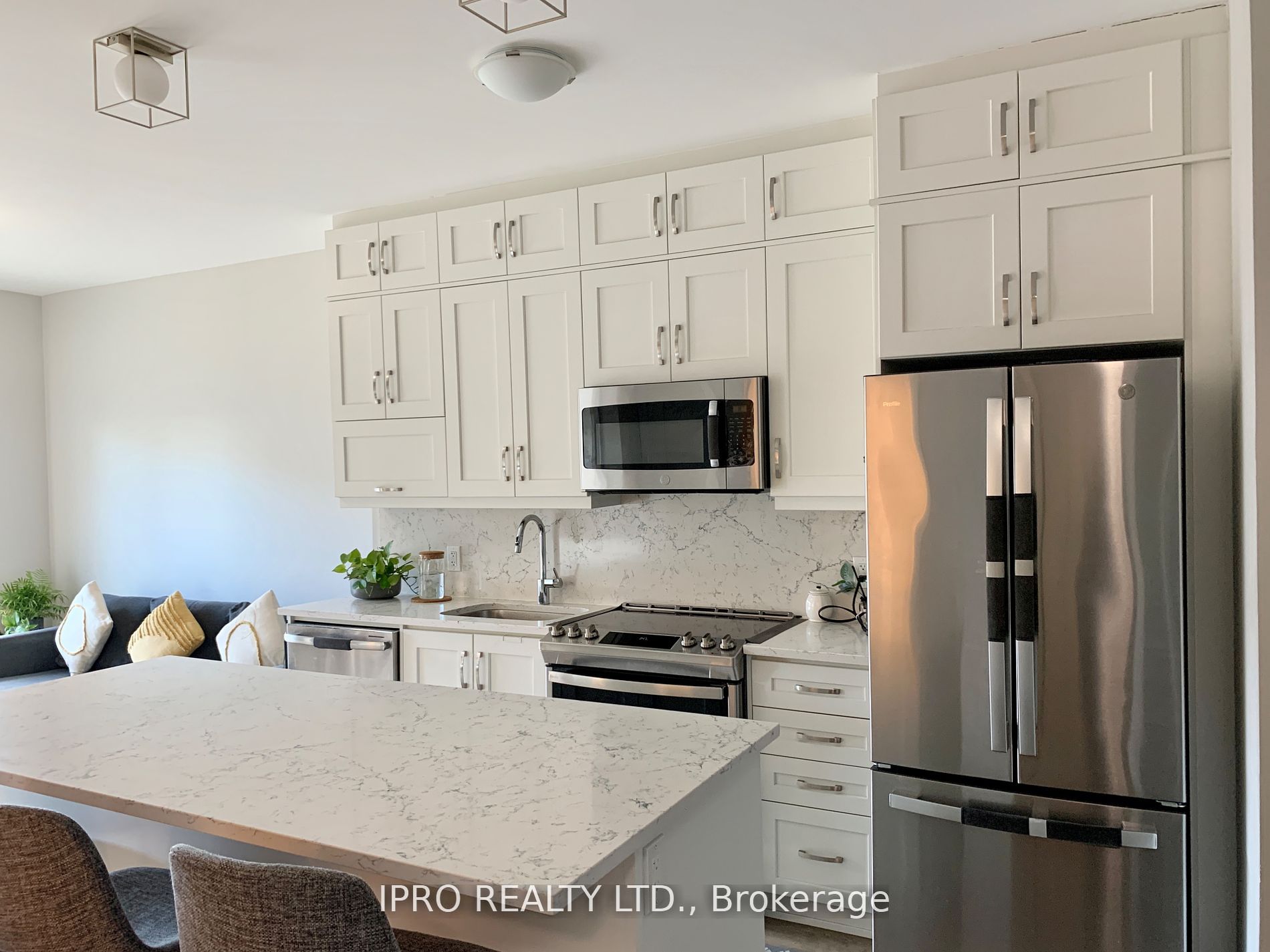 102 Grovewood Common, #503