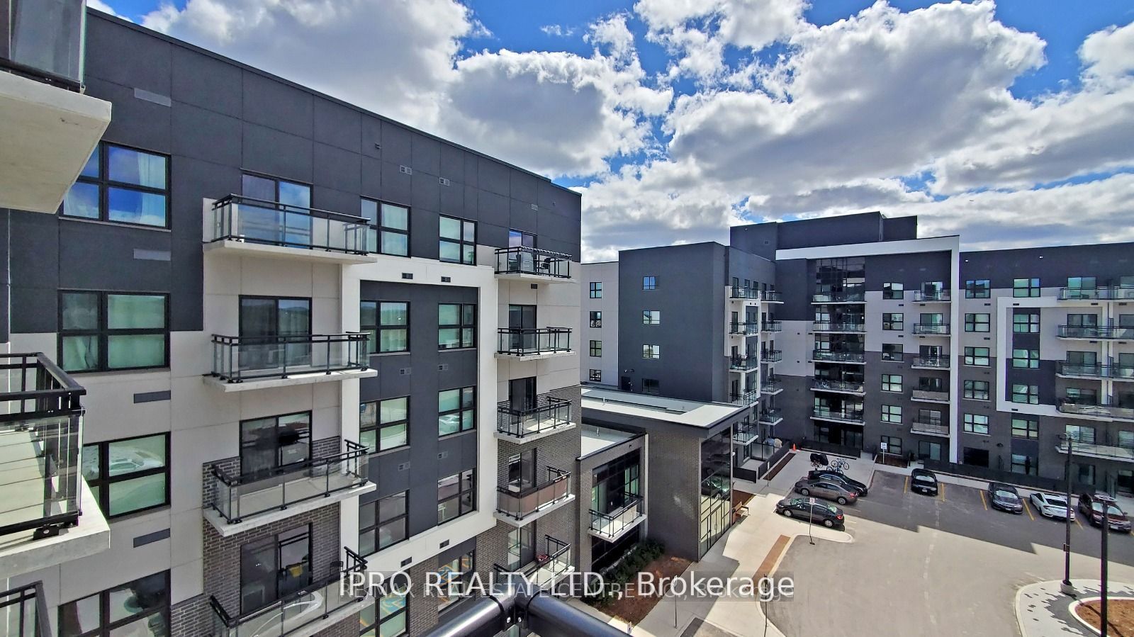 102 Grovewood Common, #503