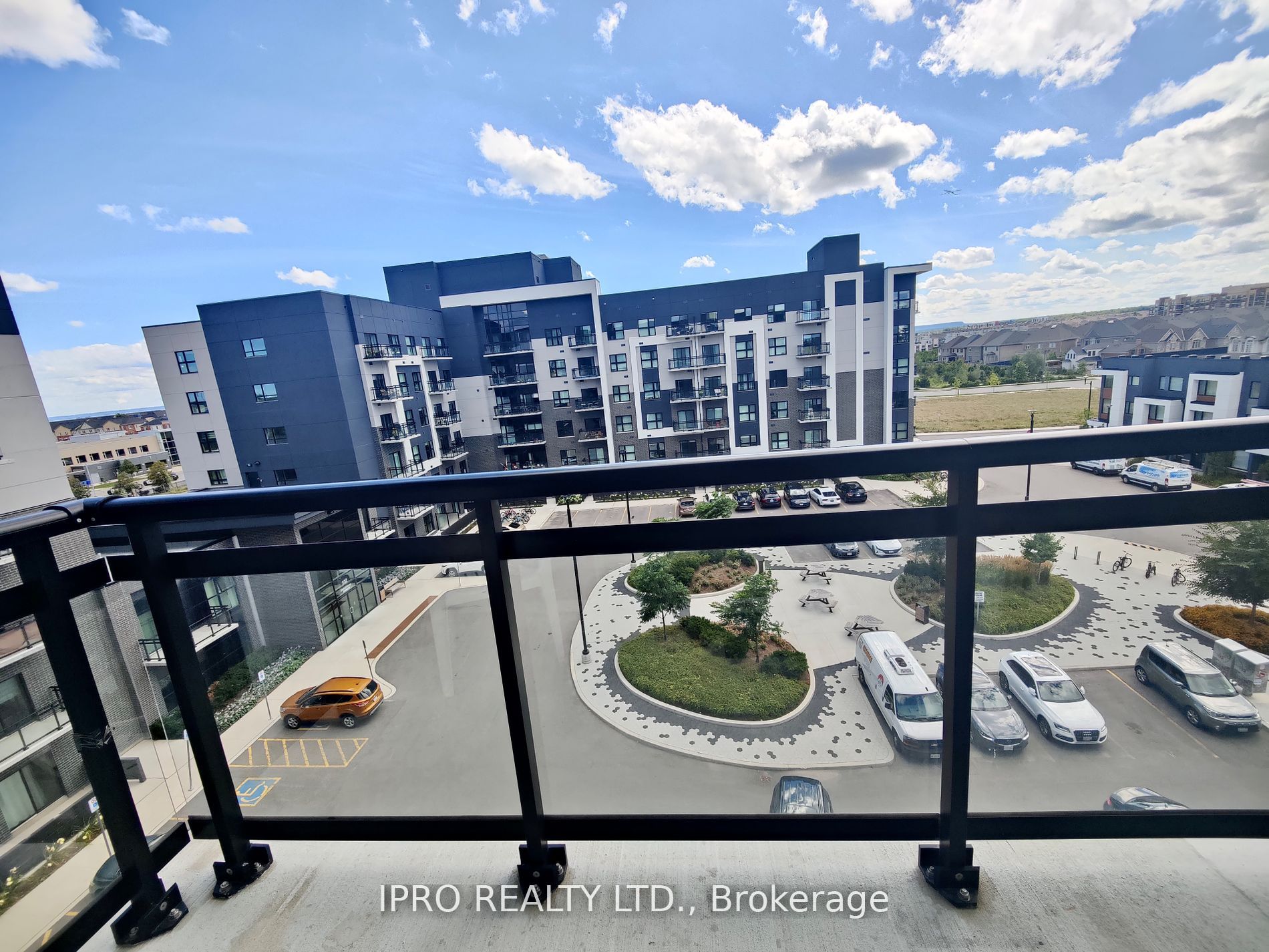 102 Grovewood Common, #503