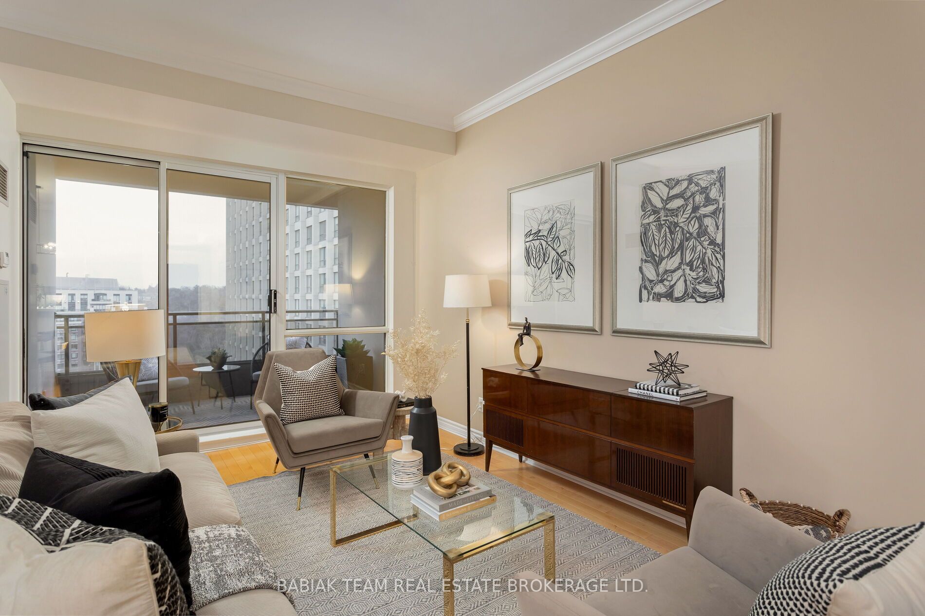 2662 Bloor St W, #1005