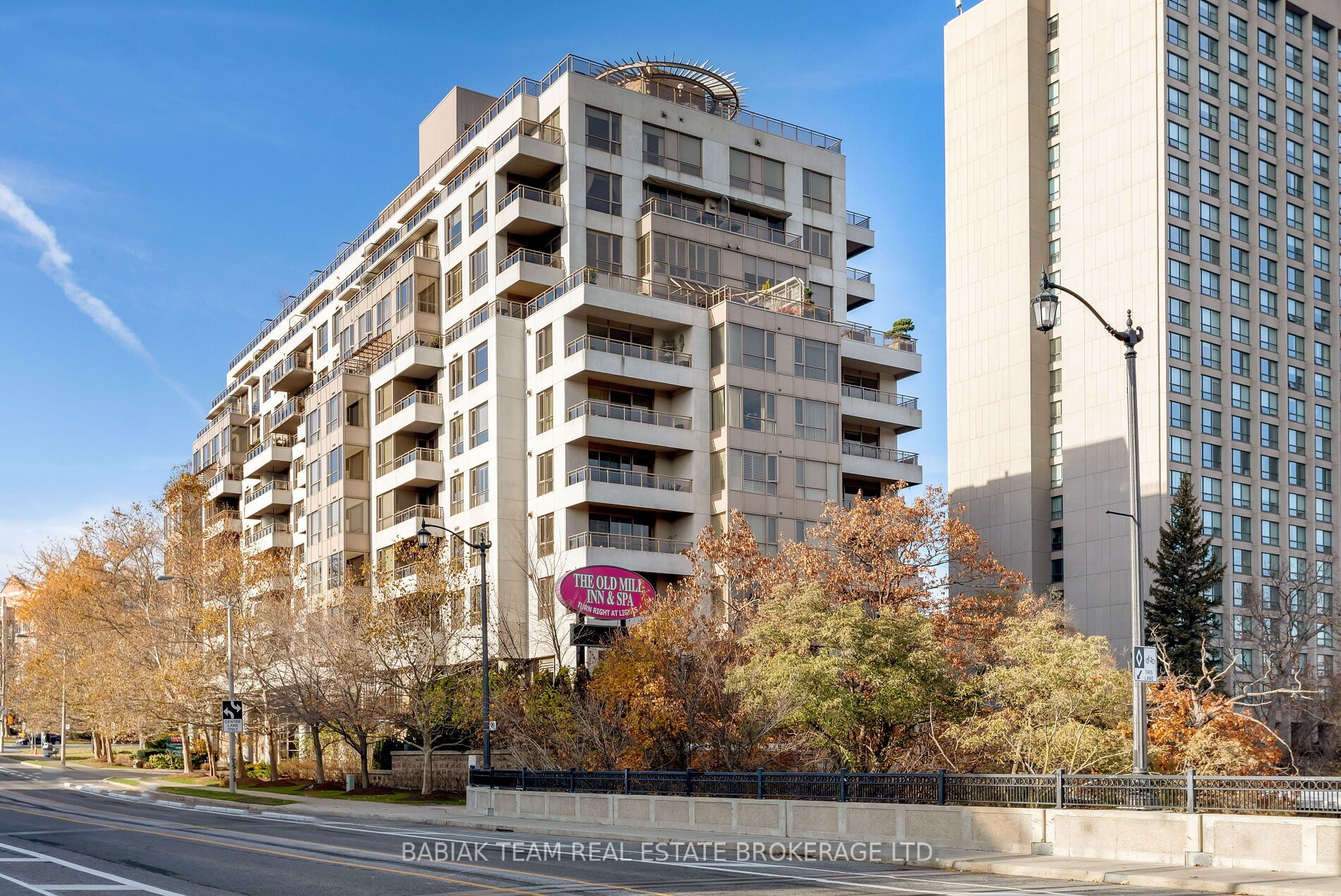 2662 Bloor St W, #1005