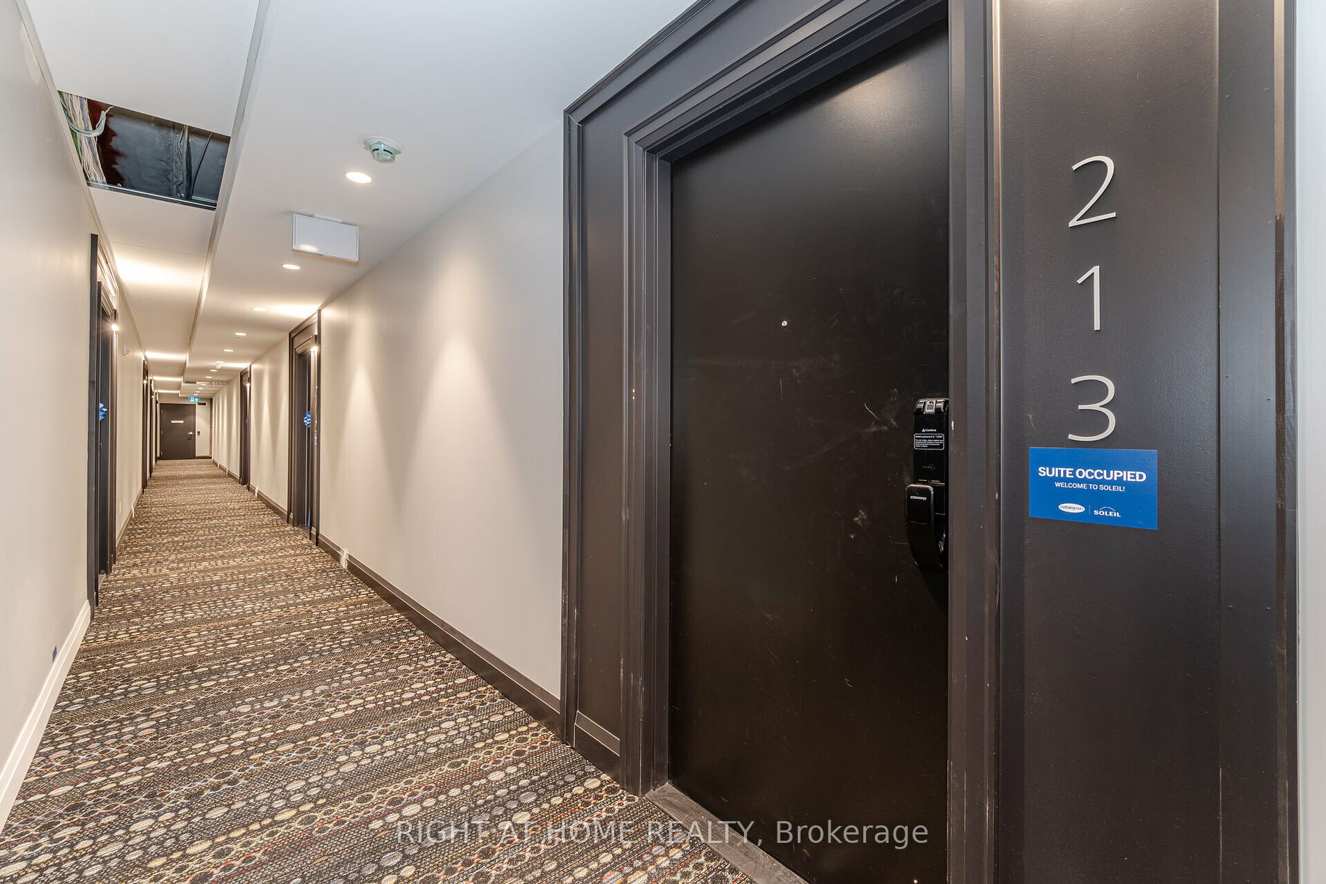 460 Gordon Krantz Ave, #213