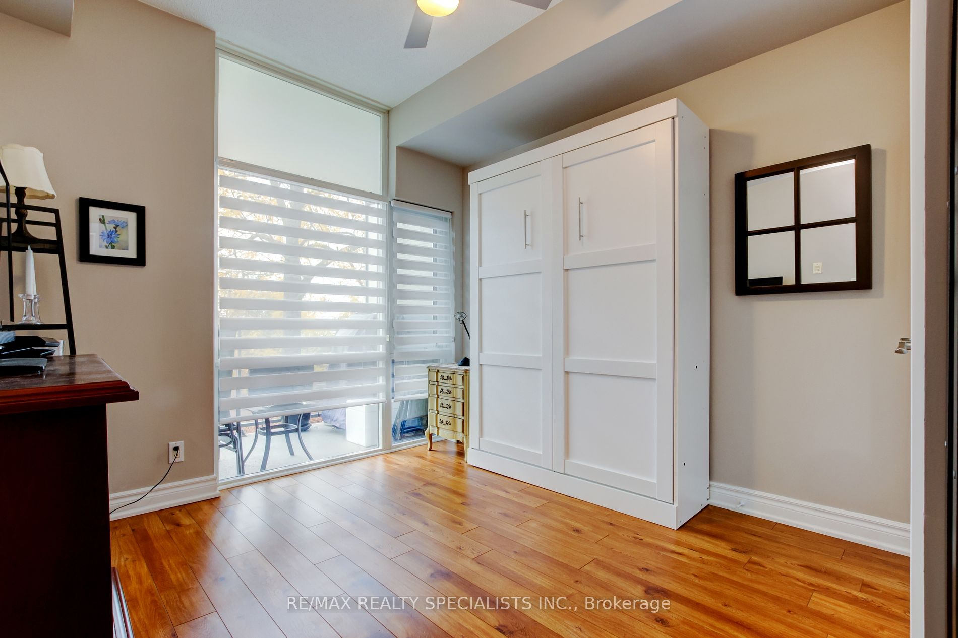 70 Port St E, #302