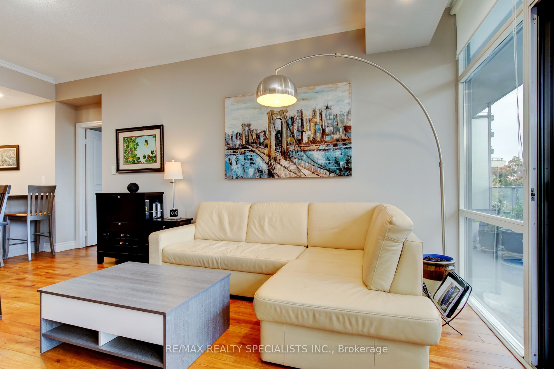 70 Port St E, #302
