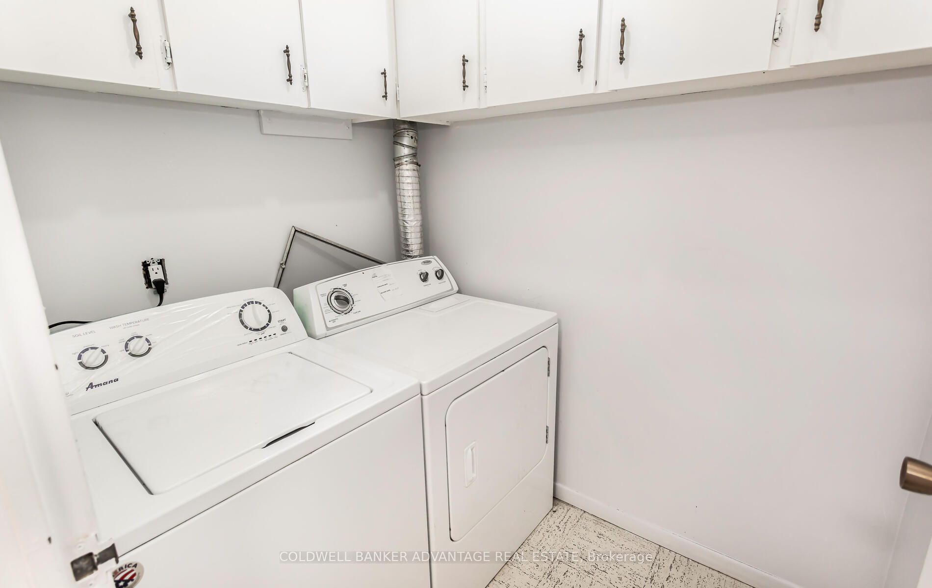 3025 The Credit Woodlands Drive, #355