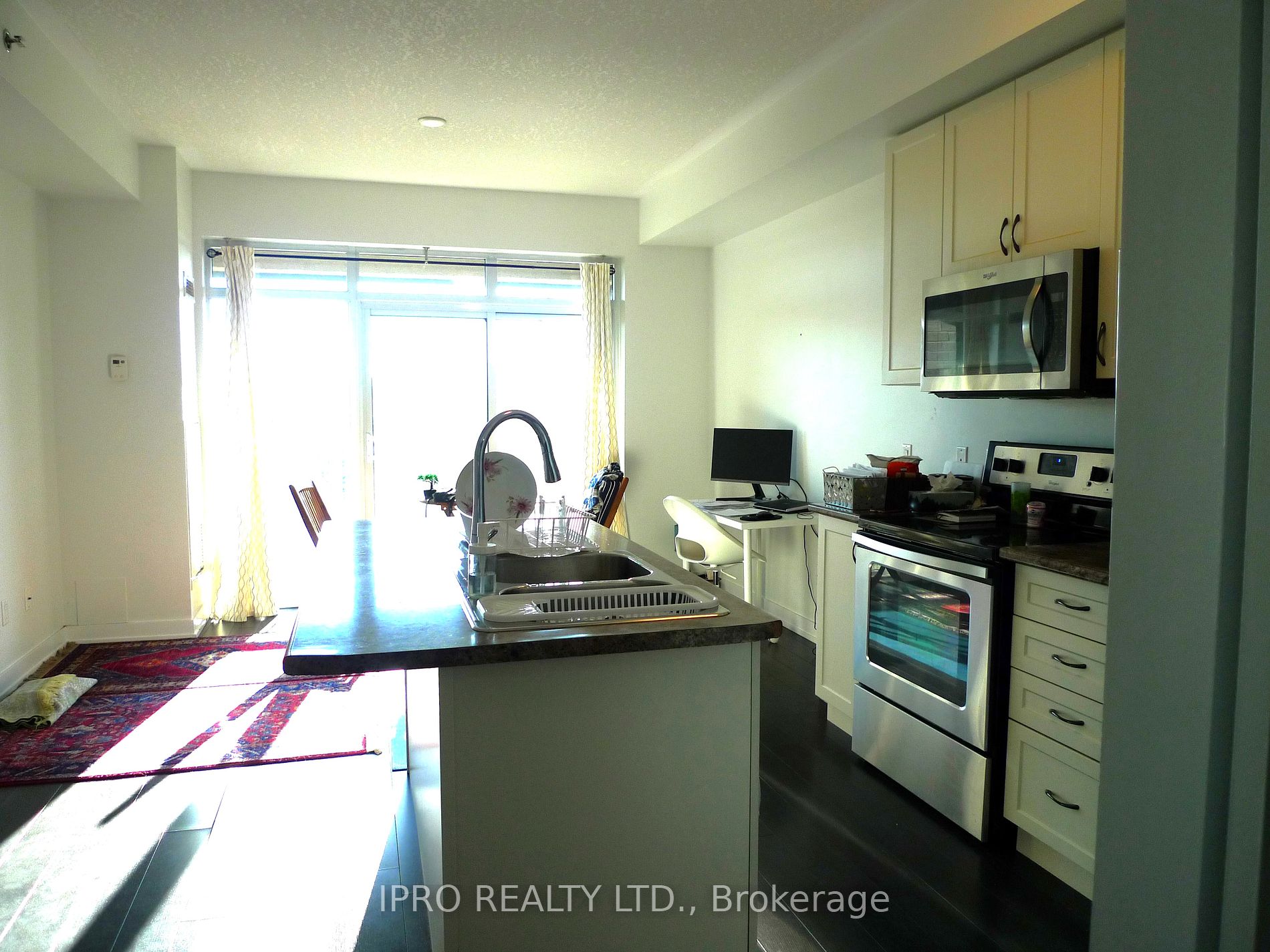 2490 Old Bronte Road, #216