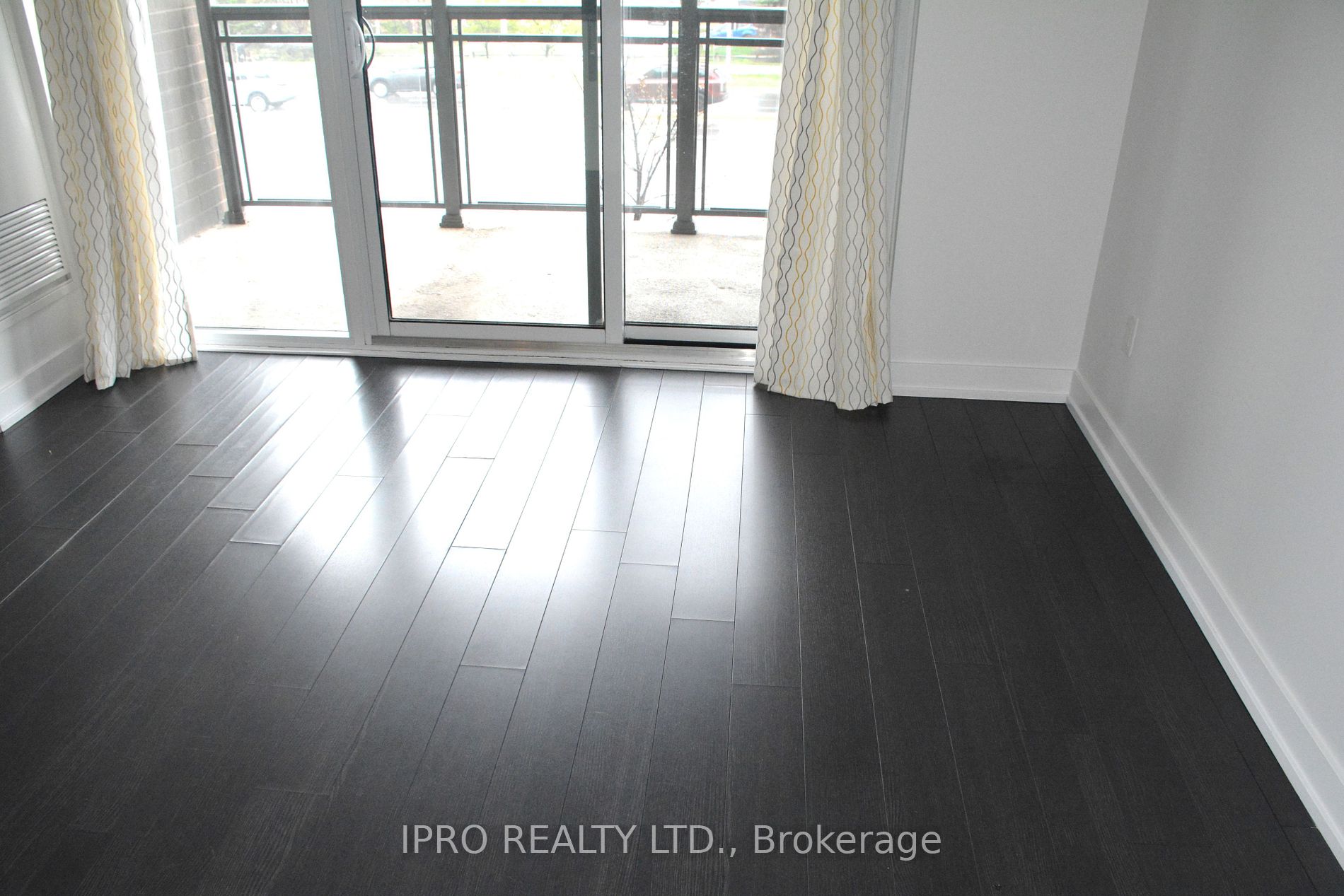 2490 Old Bronte Road, #216