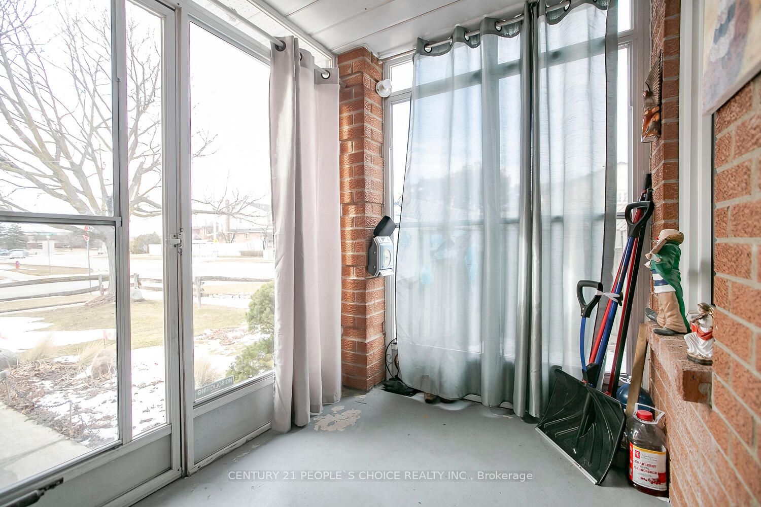 84 Stephensen Crt