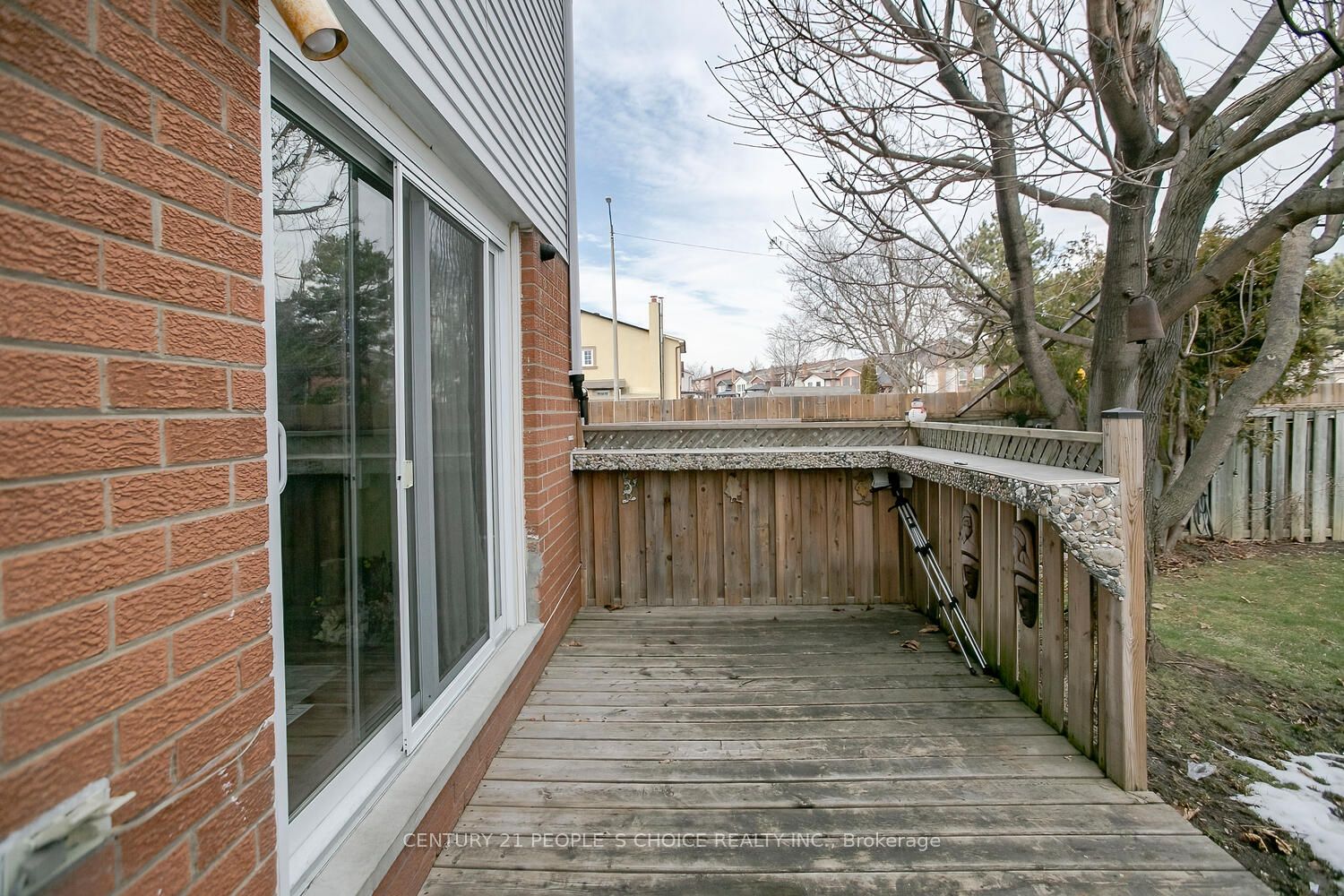 84 Stephensen Crt