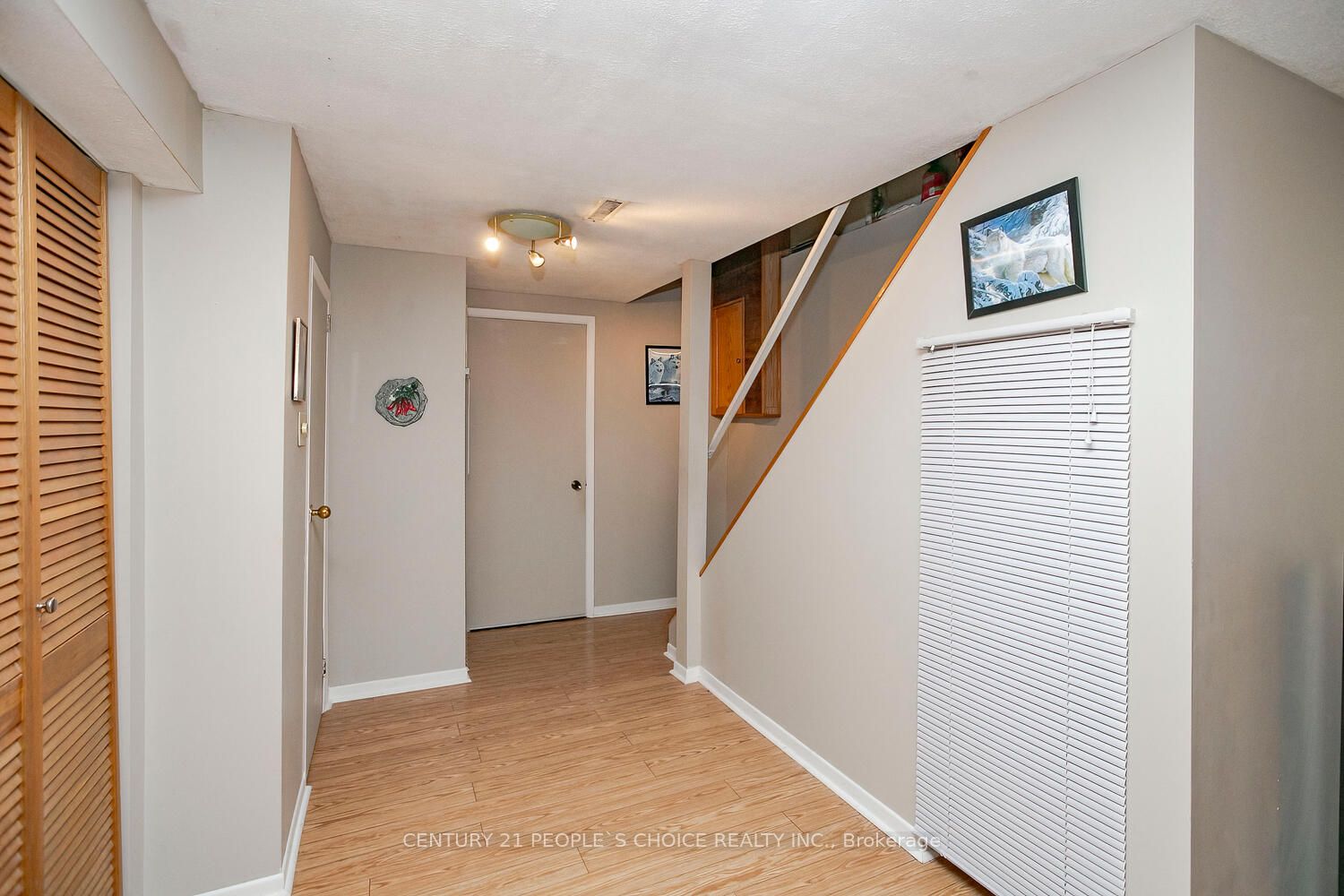 84 Stephensen Crt