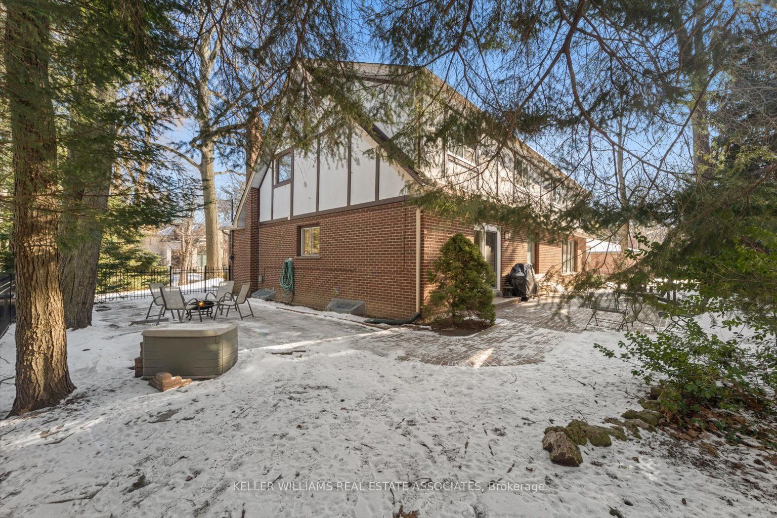 1244 Woodland Ave