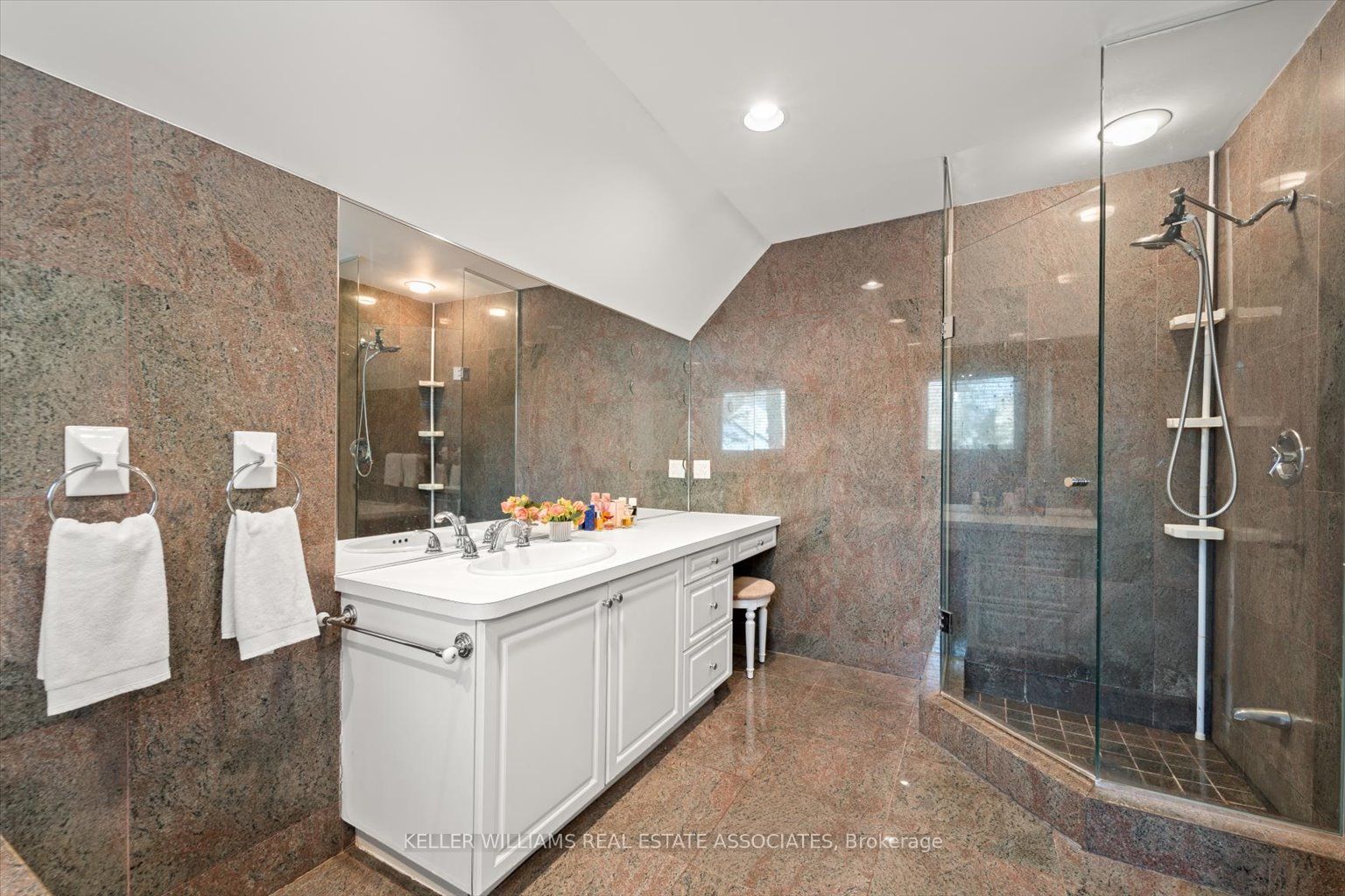 1244 Woodland Ave