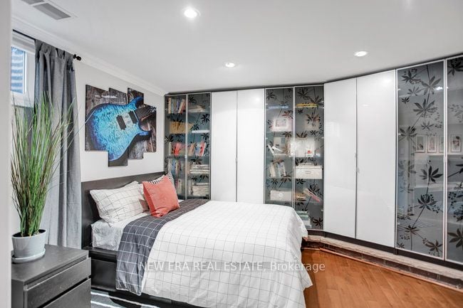 161 Dornie Rd