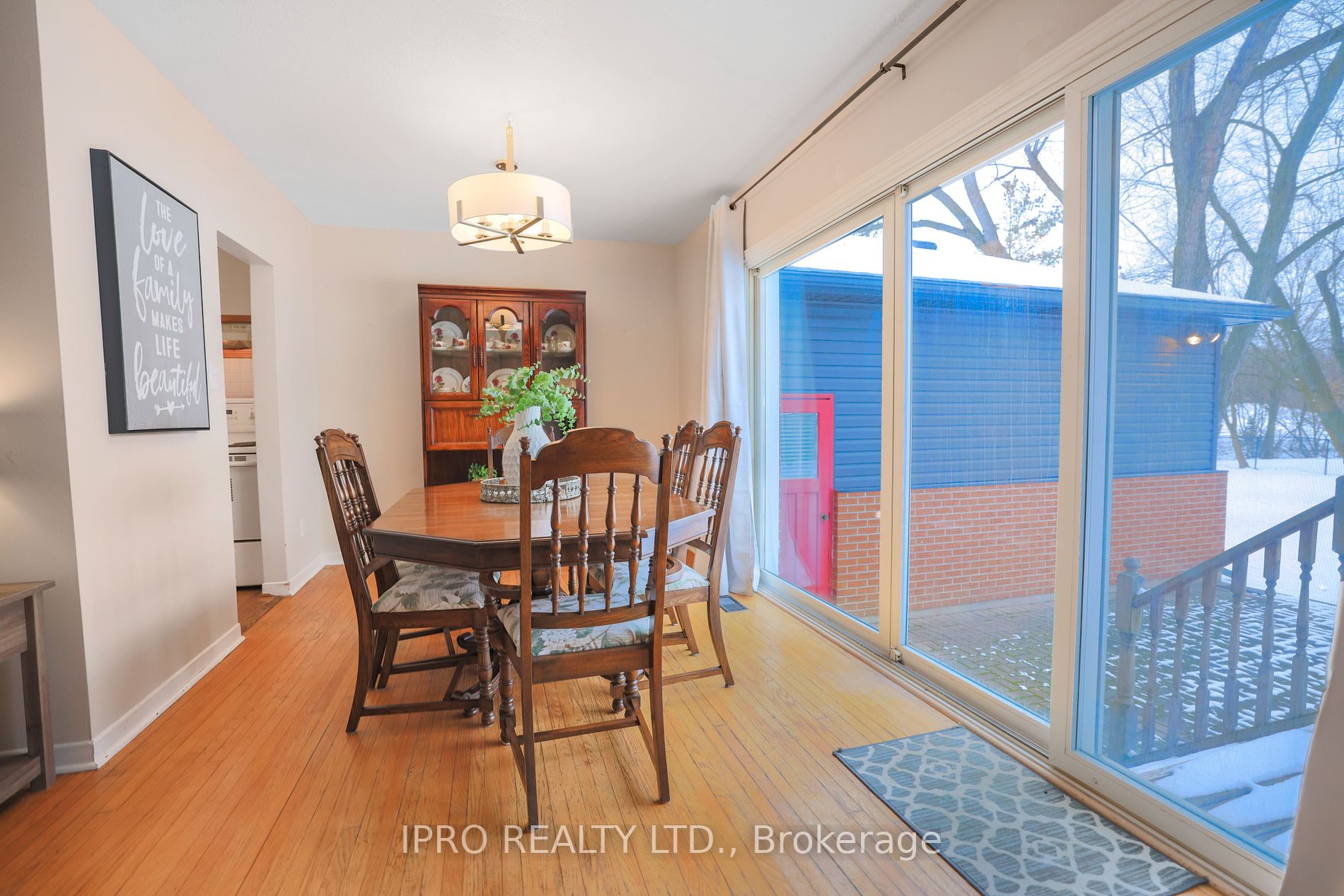 292 Woodward Avenue