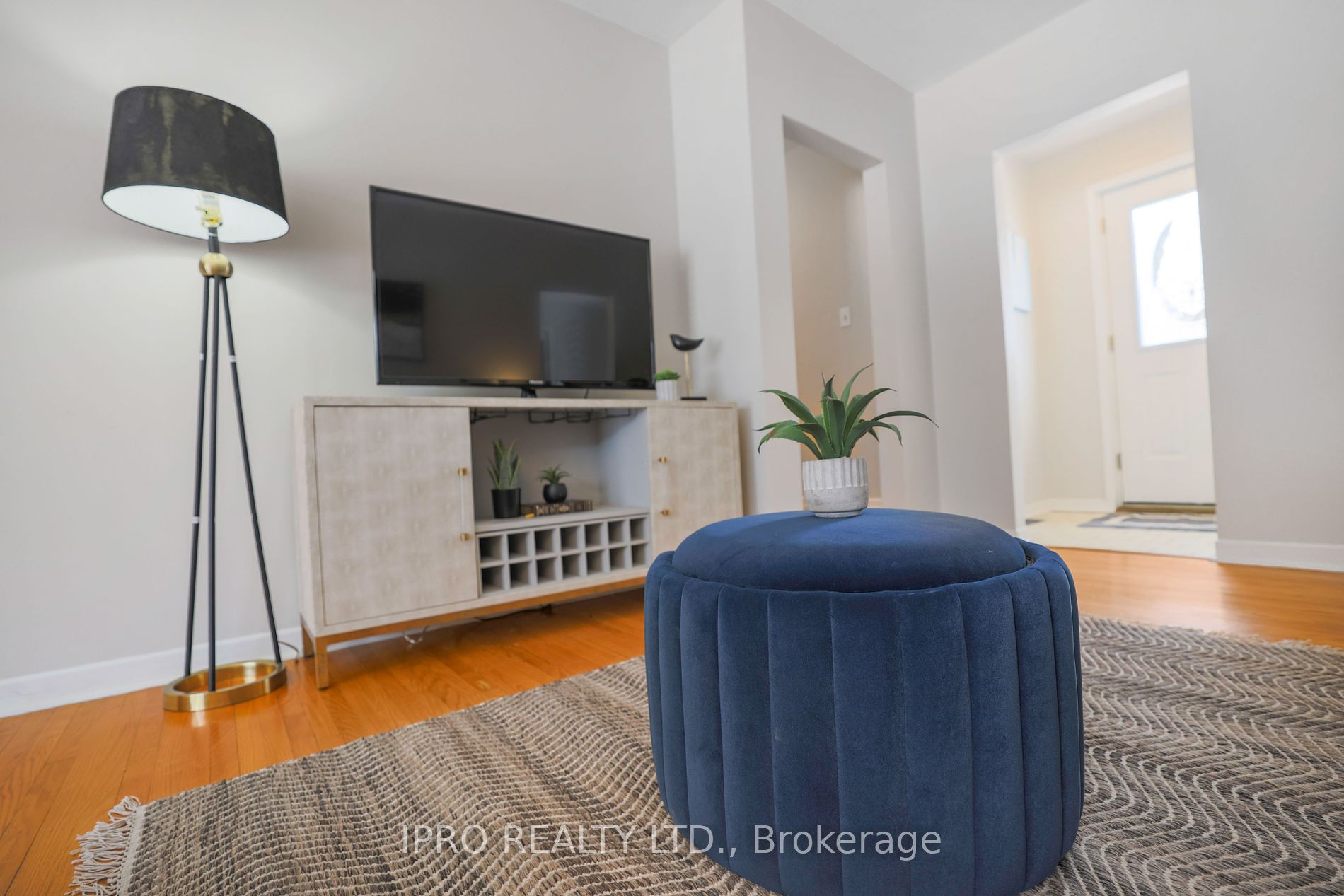 292 Woodward Avenue